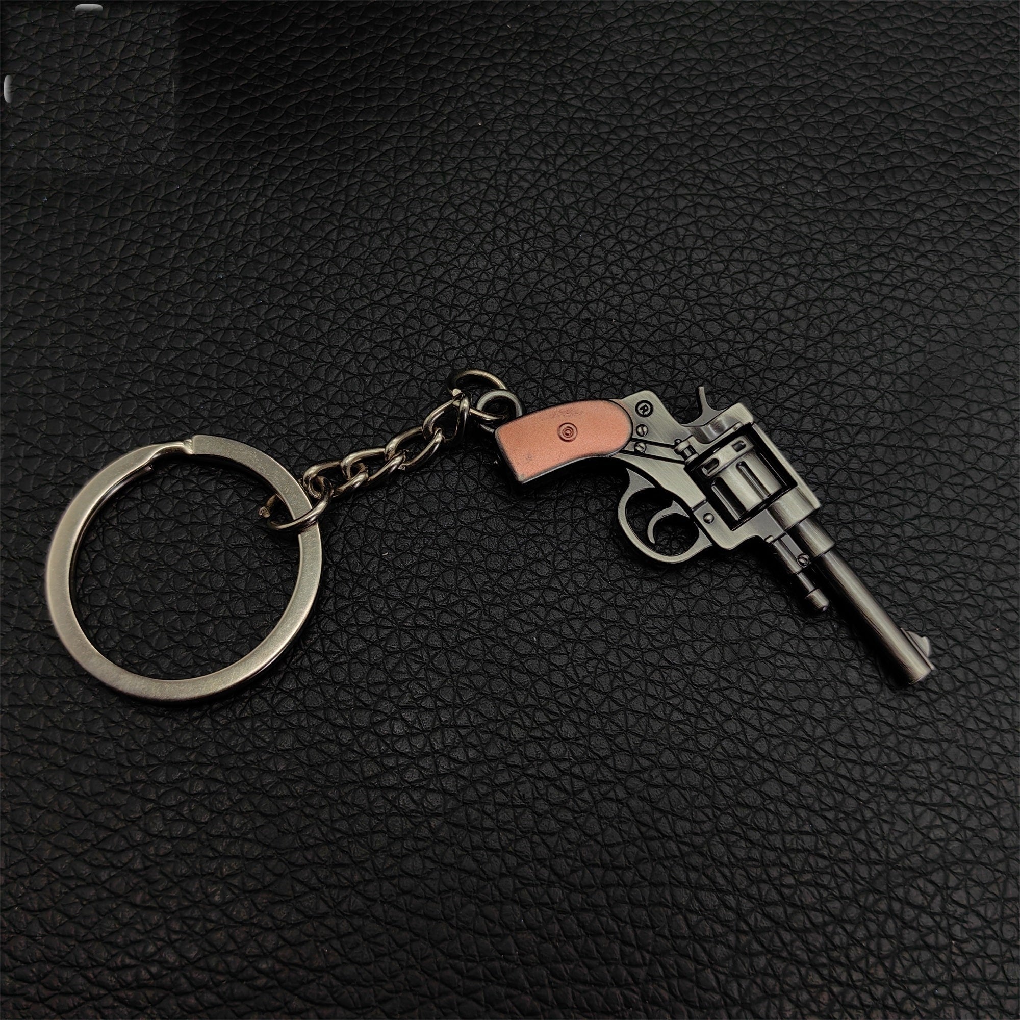 Mini 1895 Revolver Pistol Metal Keychain