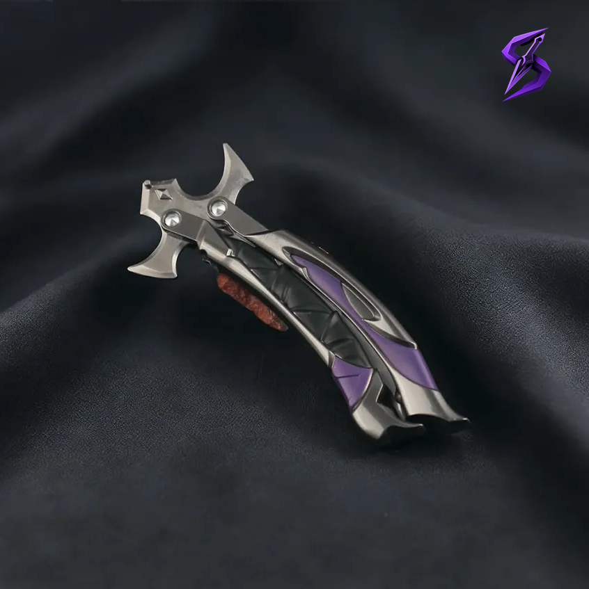 Réplique couteau papillon Reaver 3.0, vue rapprochée de la lame courbée
