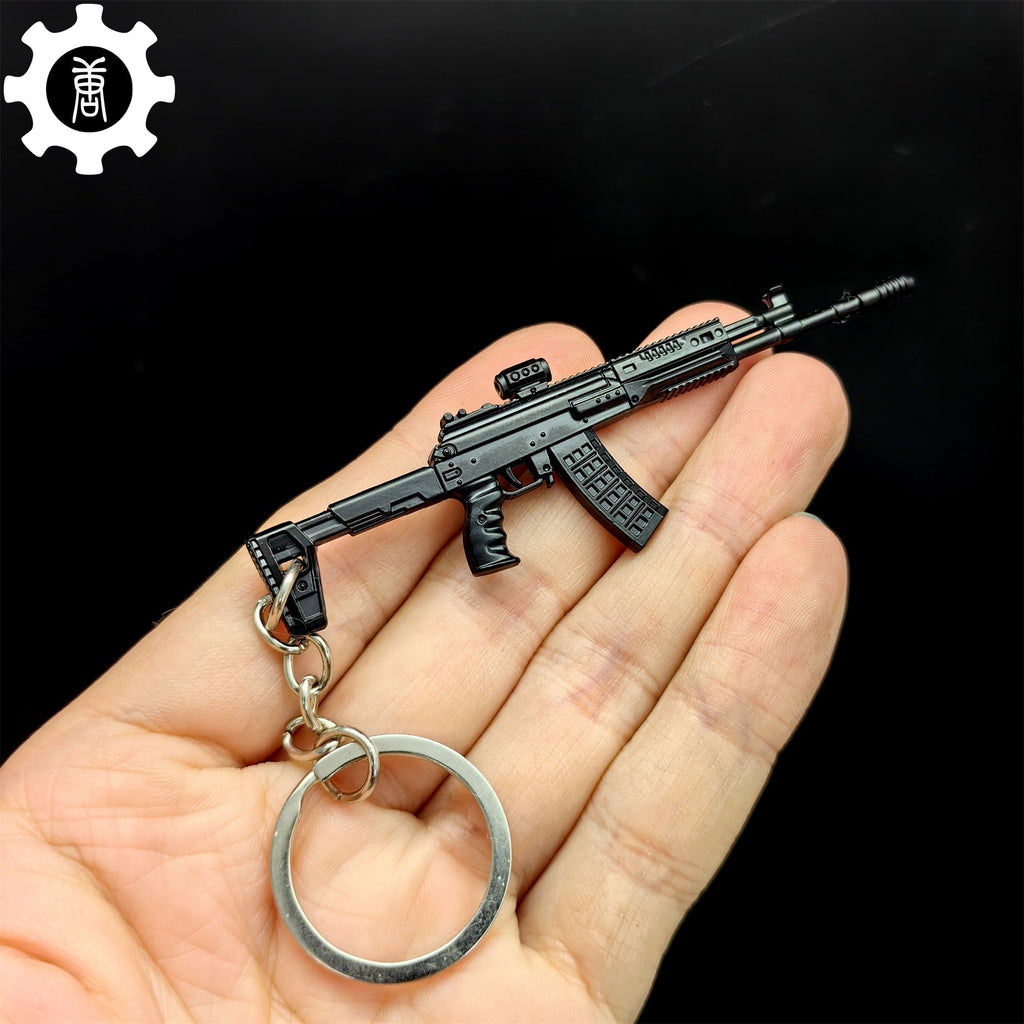 21 in 1 World Famous Assault Rifle Gun Keychain Metal Pendant For Military Hobby