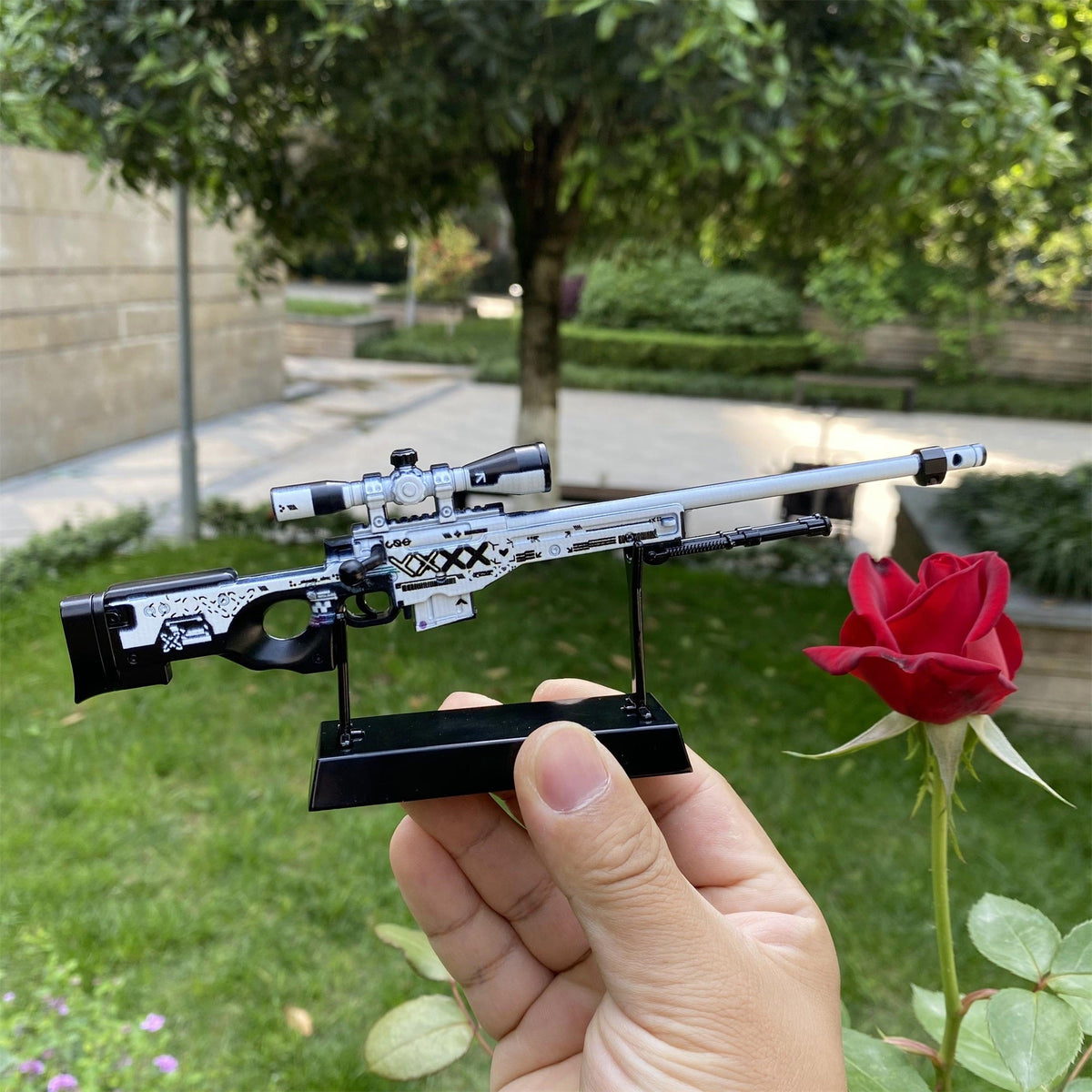 Mini Répliques Métal AWP – Lore, Gungnir, Crakow, Neo-Noir, Medusa & Worm God (CS2)