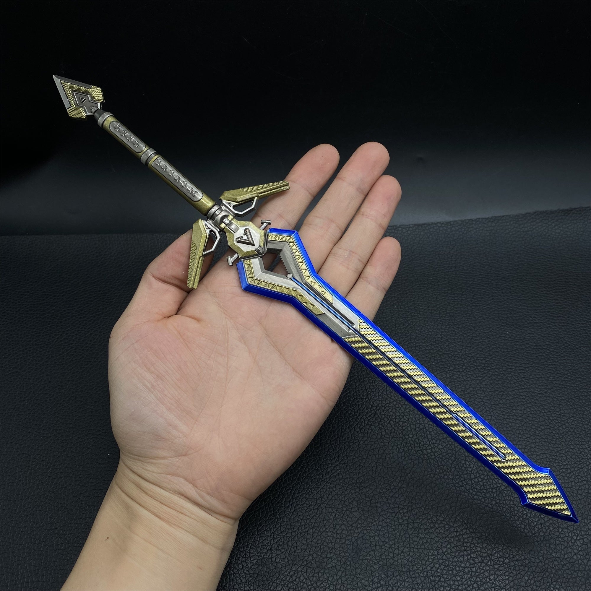 New Sword Heirloom Power Sword Miniature