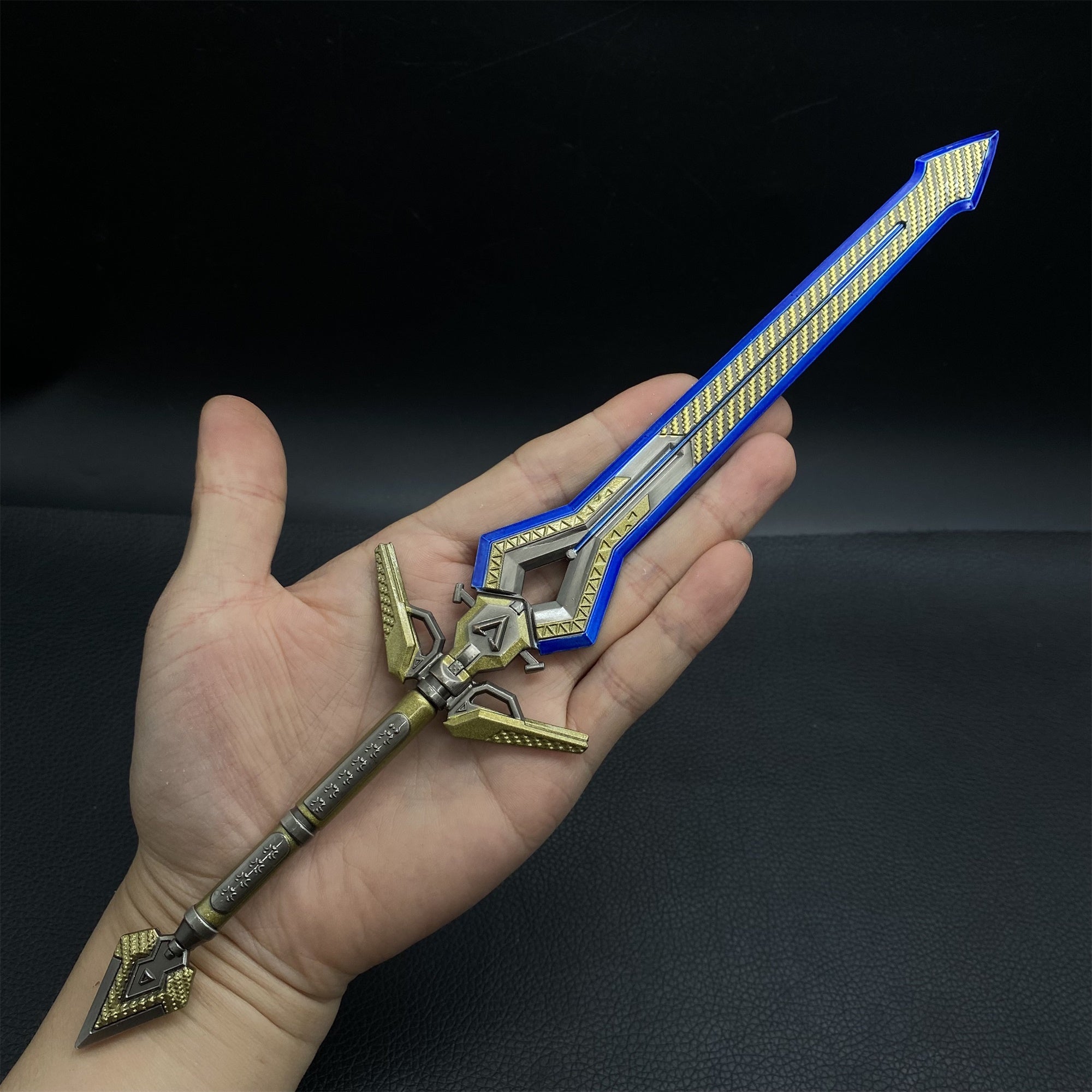 New Sword Heirloom Power Sword Miniature