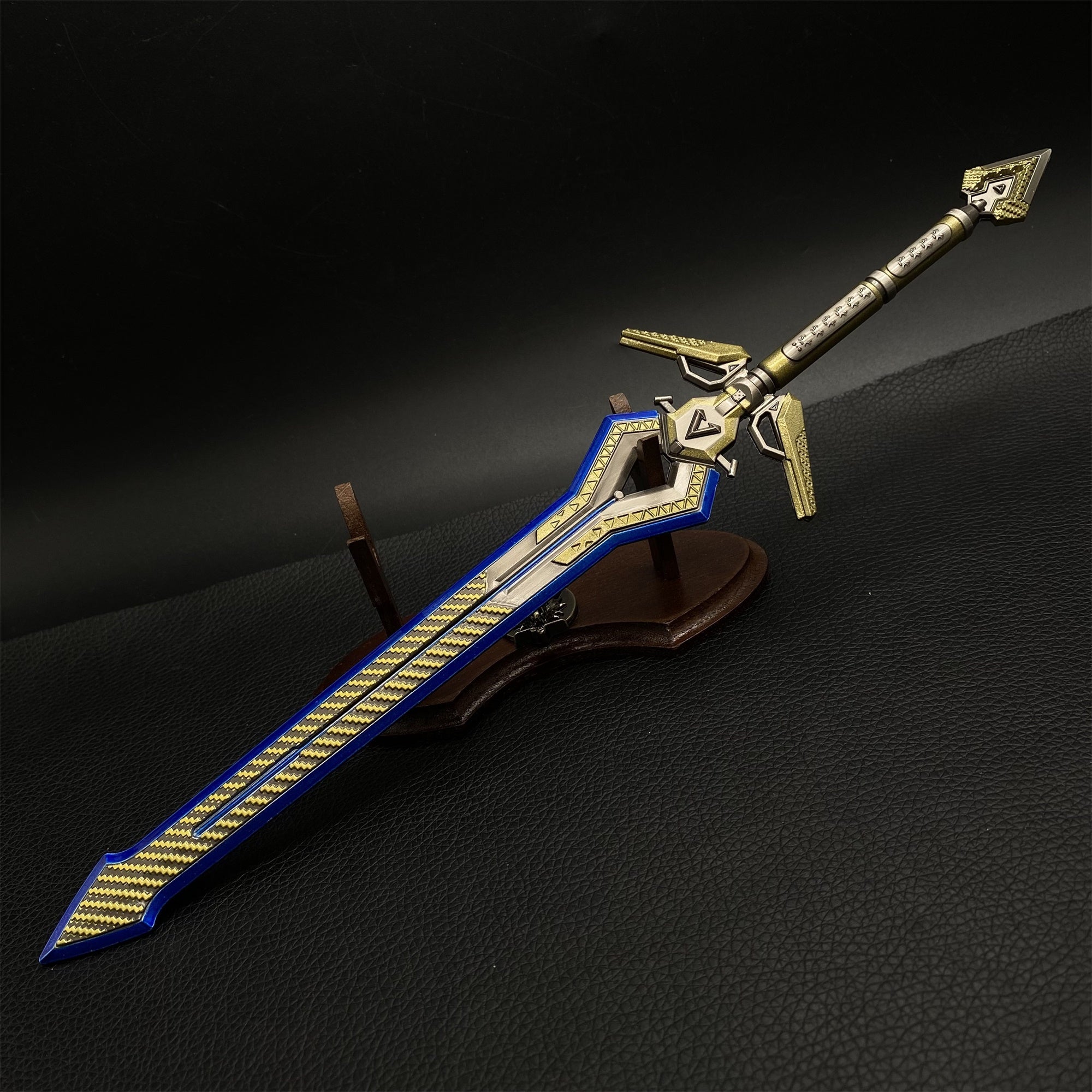 New Sword Heirloom Power Sword Miniature