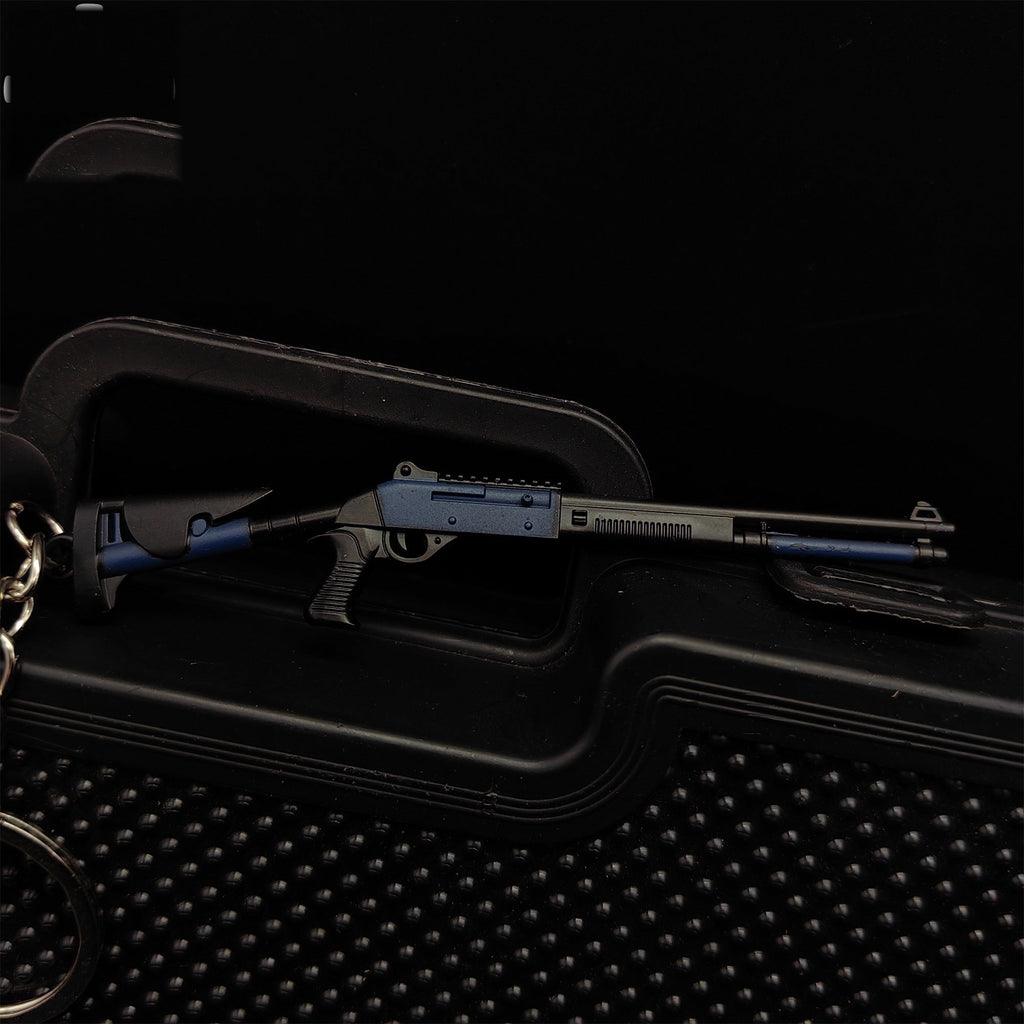 Mini Benelli M1014 Shotgun Metal Keychain