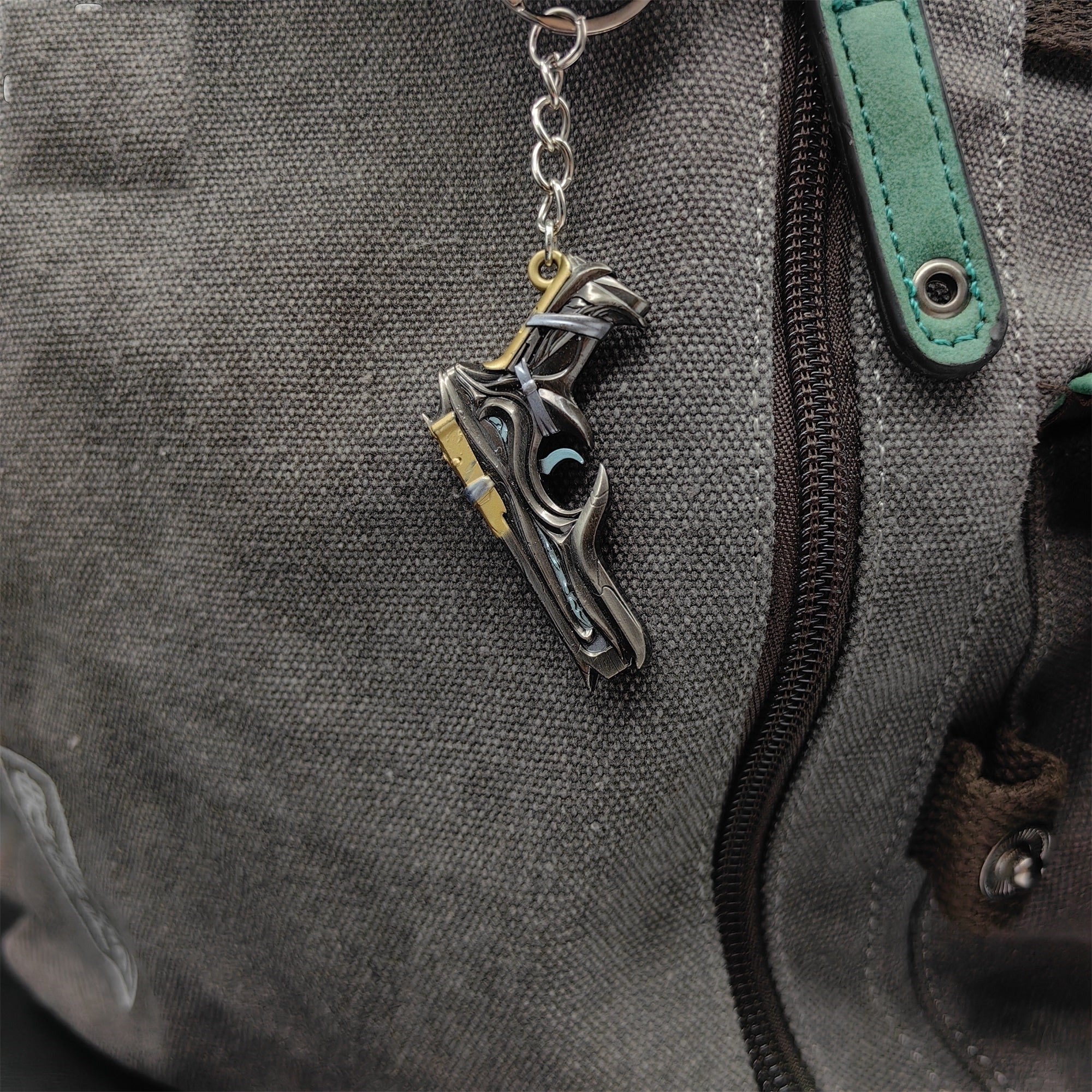 Mini Bound Classic Pistol Gun Metal Keychain