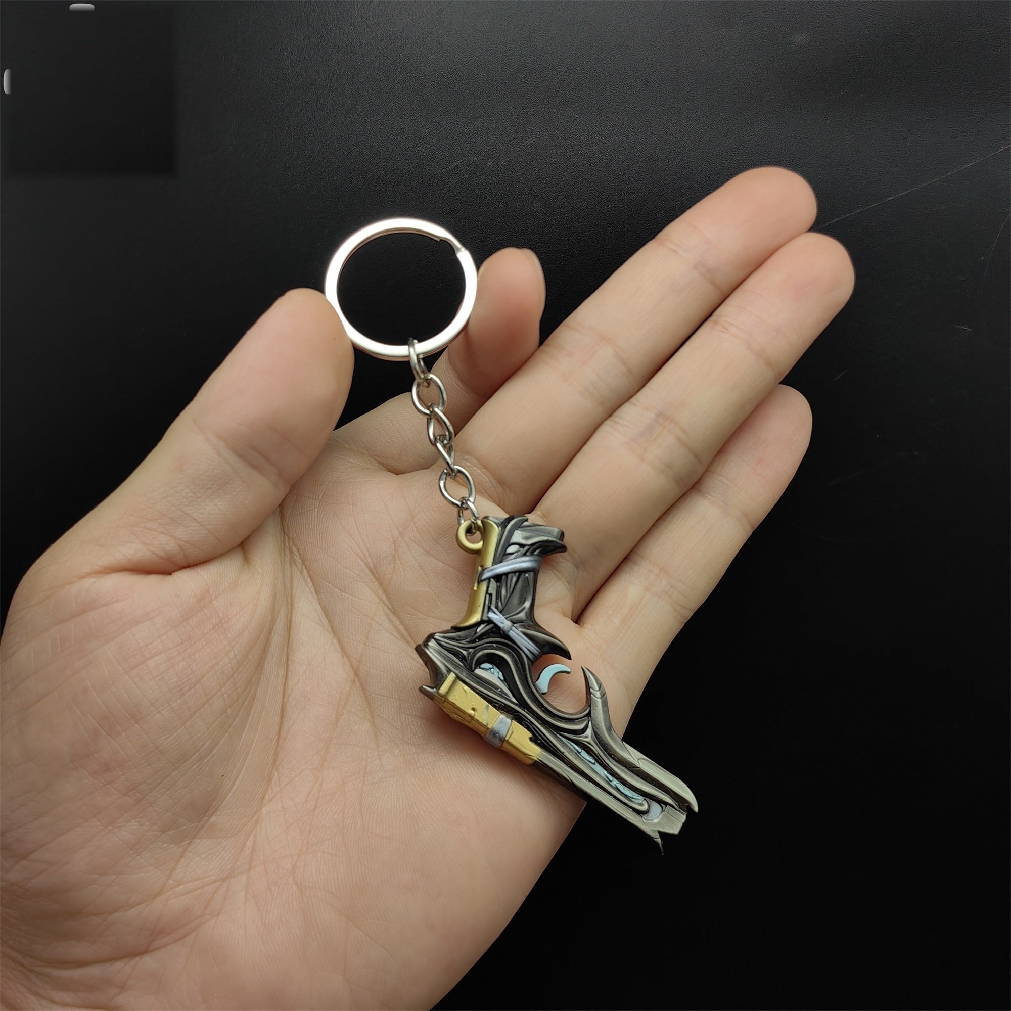 Mini Bound Classic Pistol Gun Metal Keychain