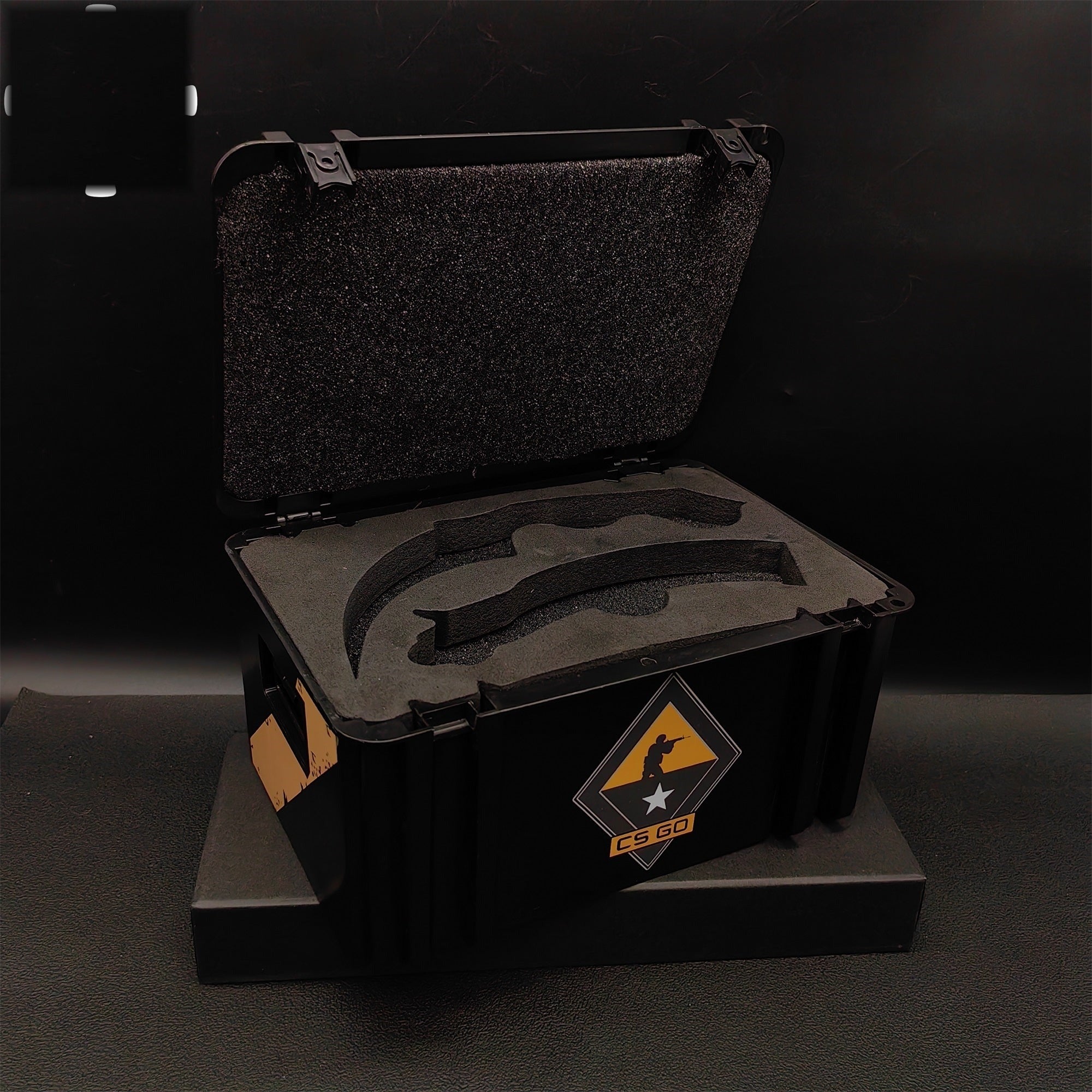 Fade Karambit & Balisong Trainer Weapon Case Blunt Blade Props