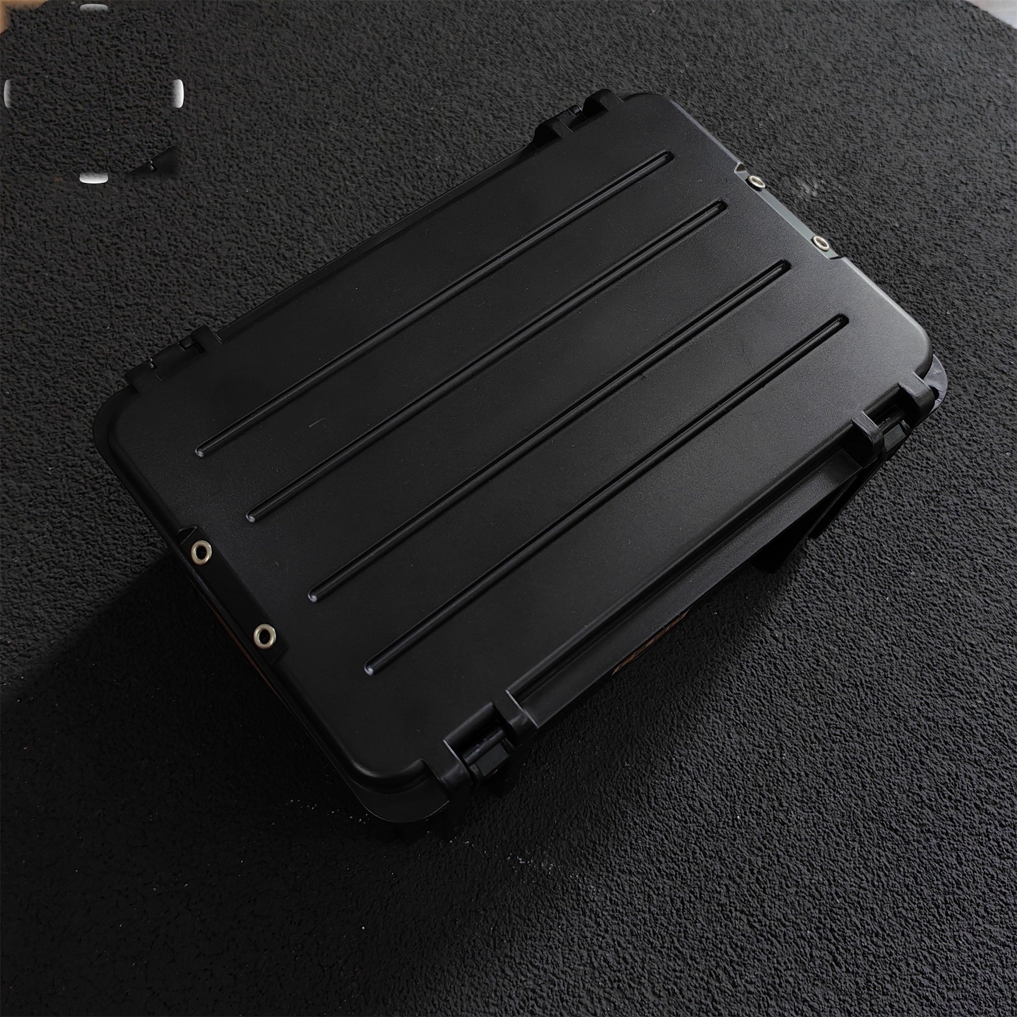 Fade Karambit & Balisong Trainer Weapon Case Blunt Blade Props