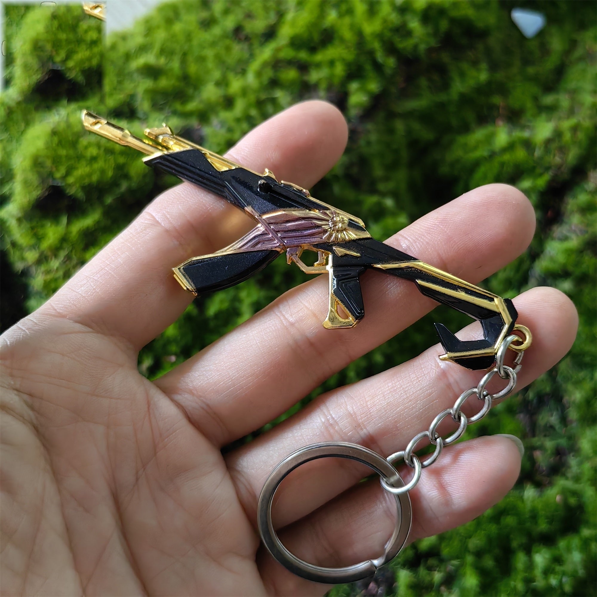 Mini Champions Vandal Gun Metal Keychain