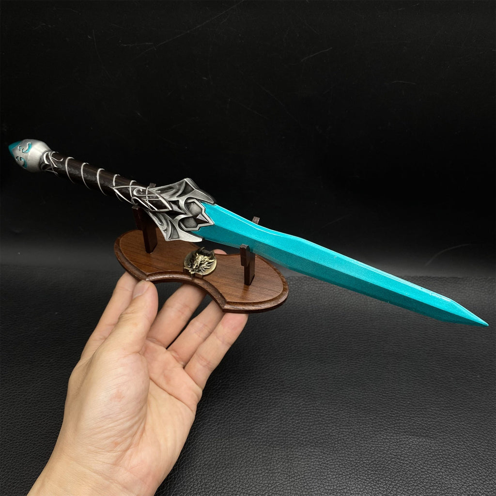 Chillrend Sword 1/2 Scale Metal Meplica Decoration