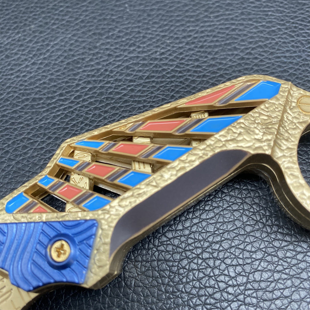 Metal Claws Of Vast Sky Real Life Replica