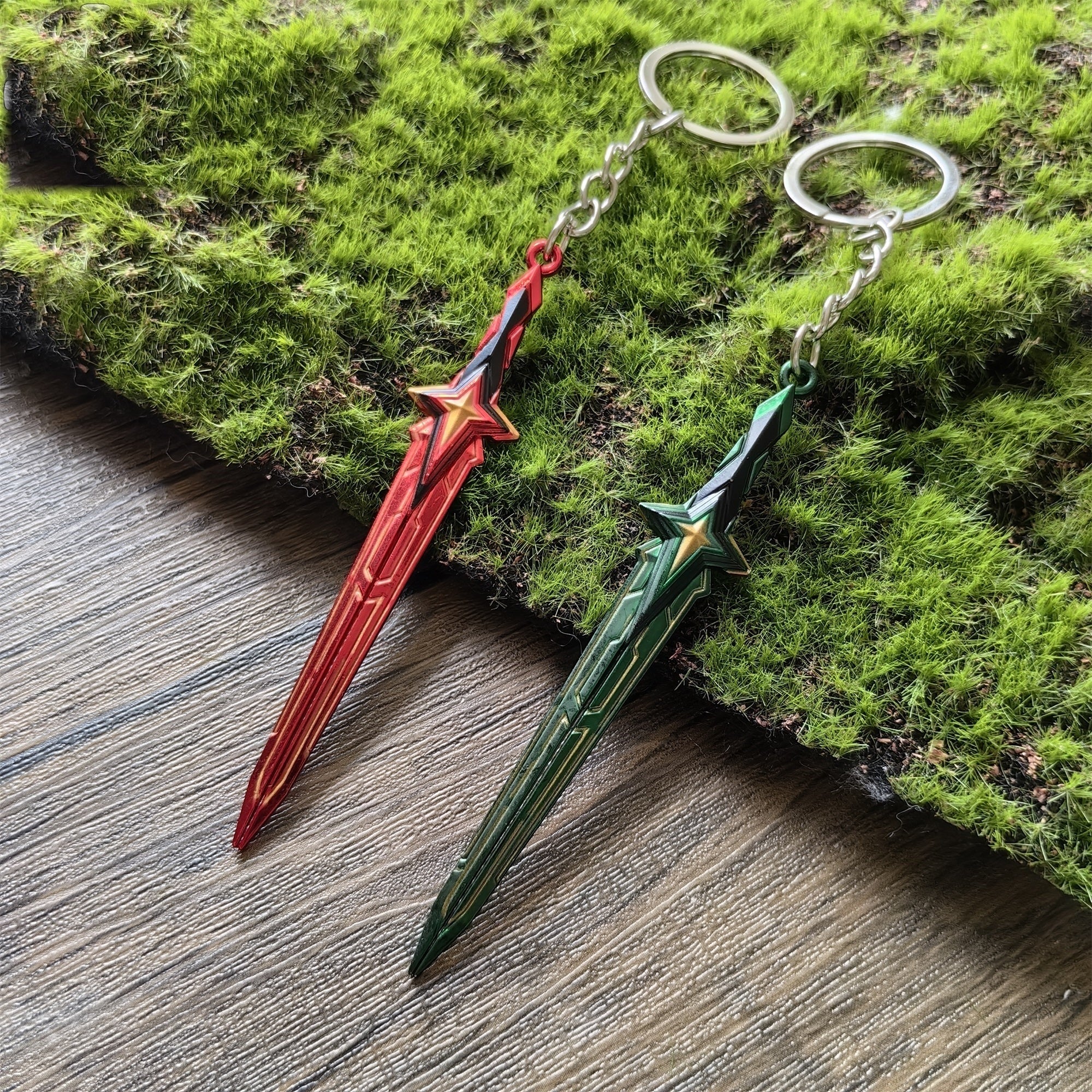 Tiny Comet Sword Metal Keychain 2 Colors