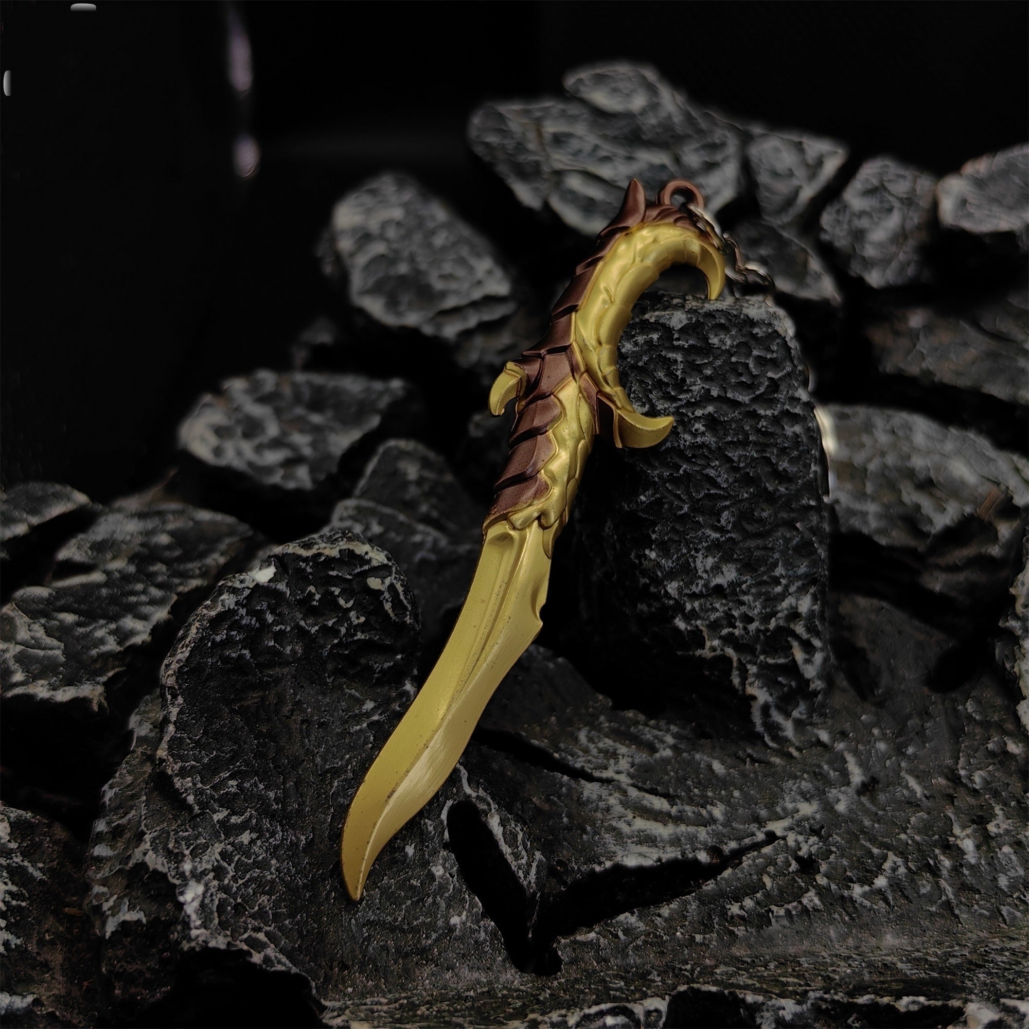 Golden Elderflame Dagger Metal Keychain
