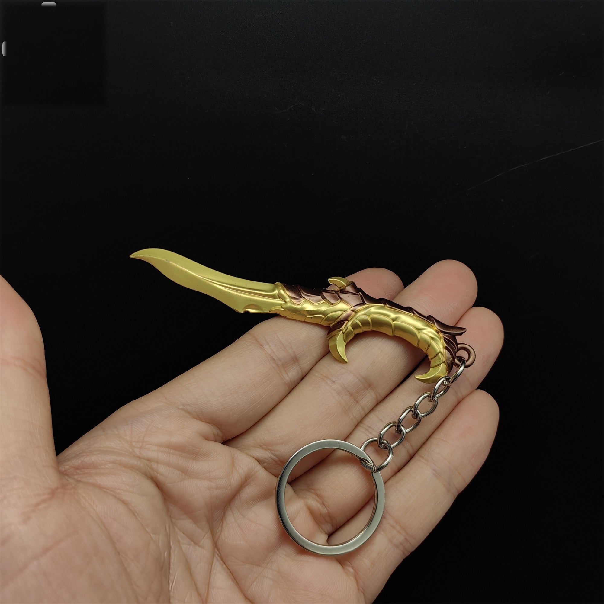 Golden Elderflame Dagger Metal Keychain