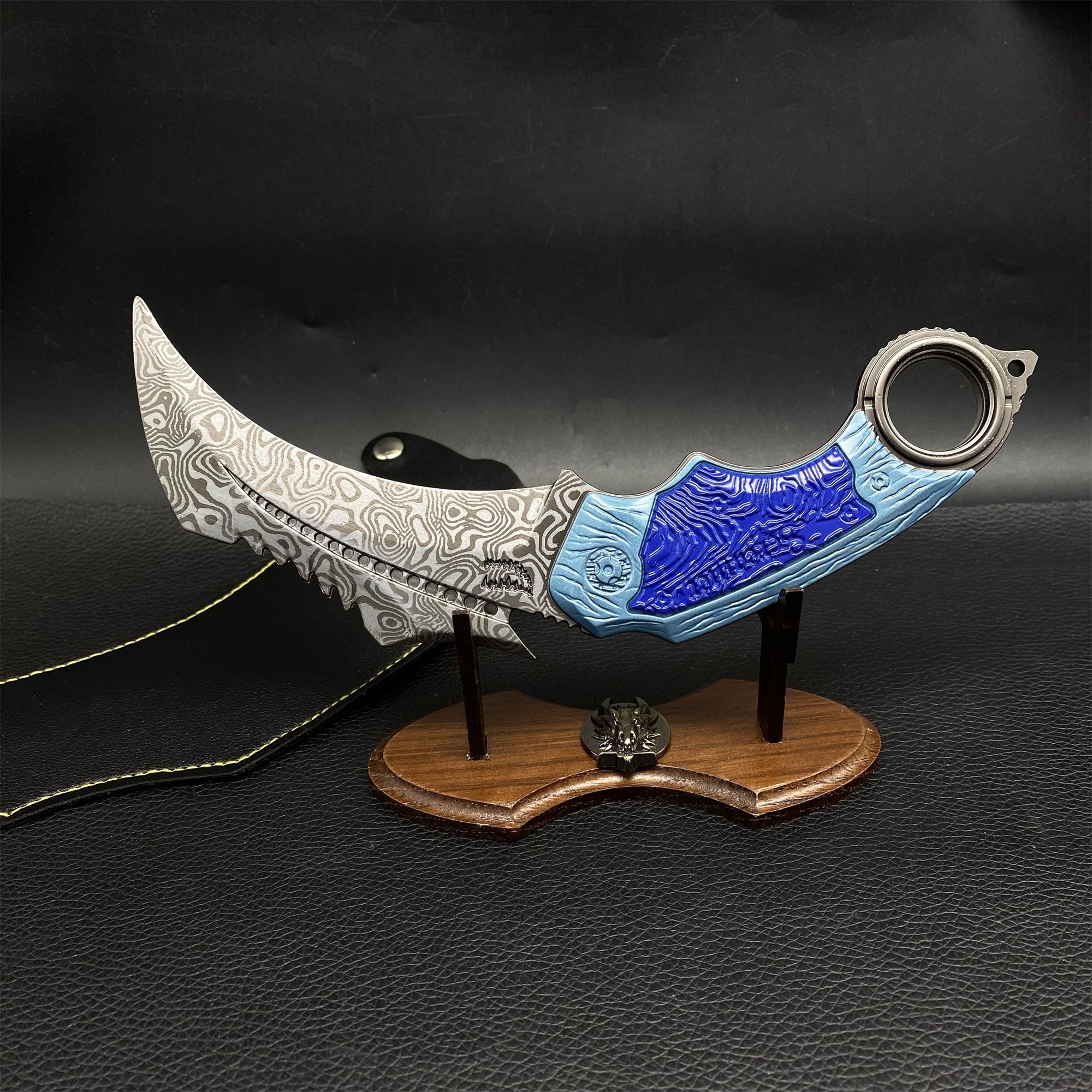 Metal Fallen Claw Life Replica