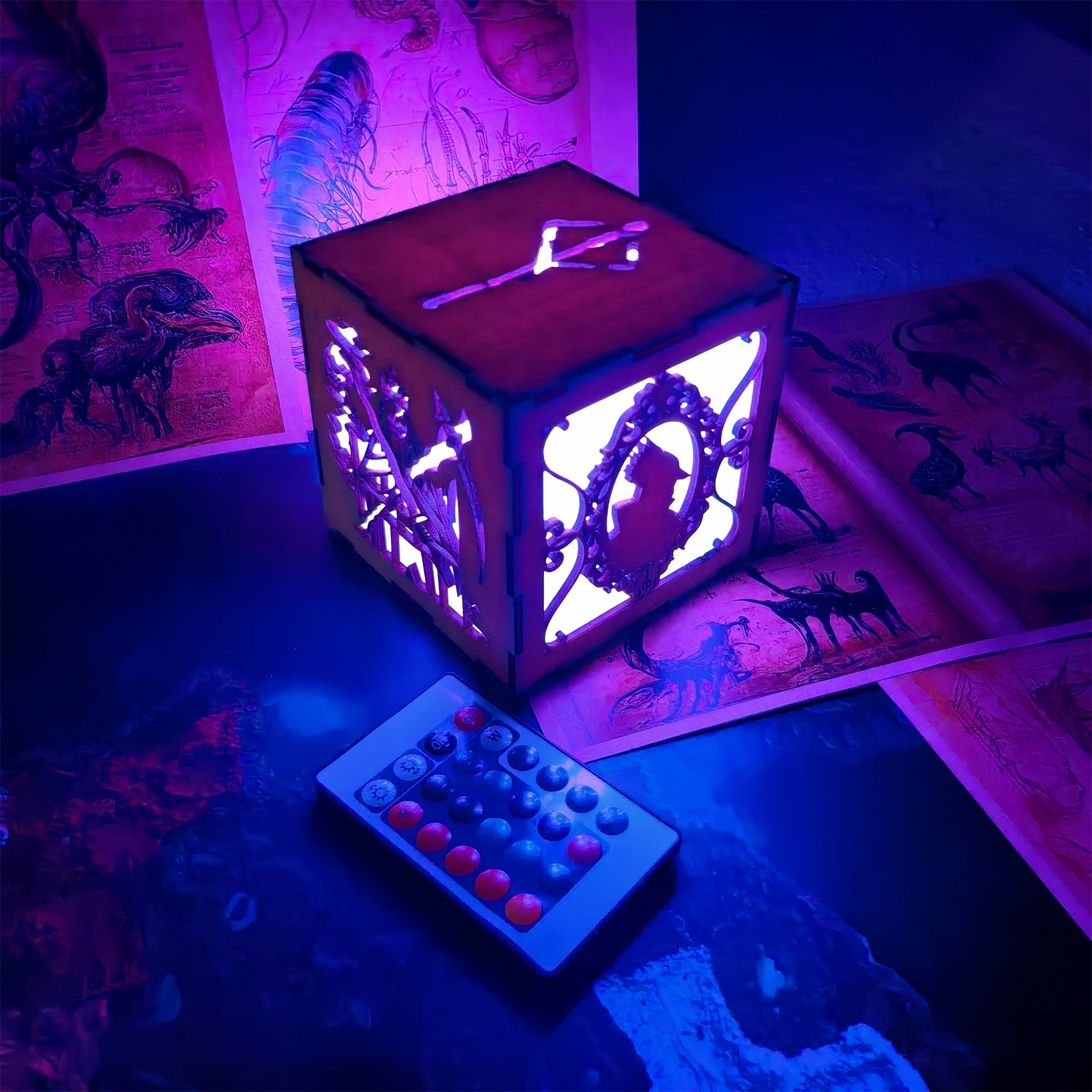 Hunter And Doll Cameos Night Light Room Decor