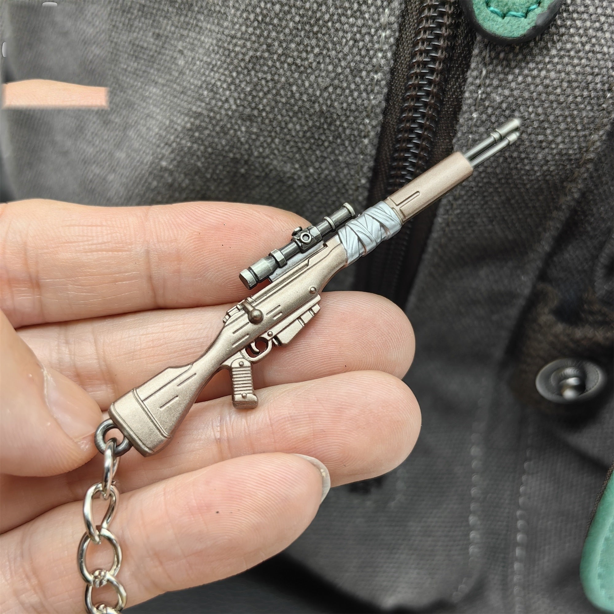 Mini Infantry Operator Gun Keychain Metal Pendant