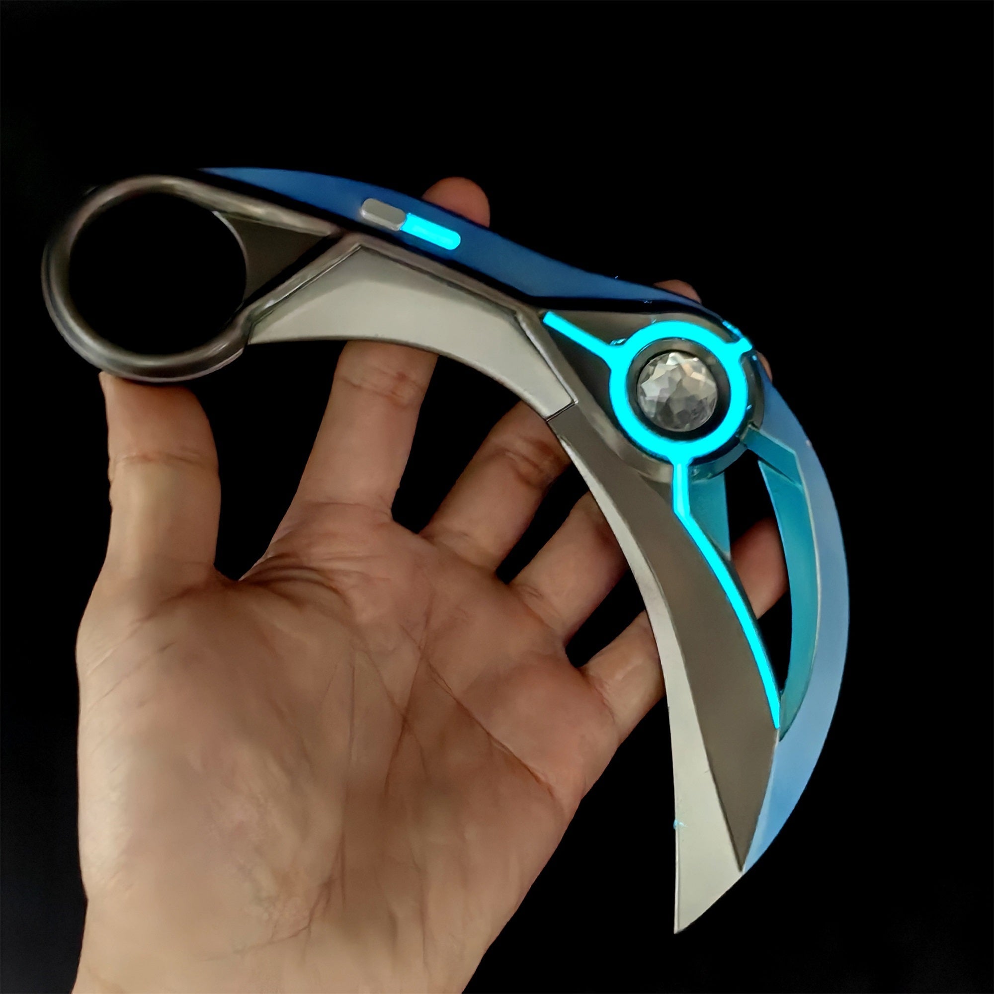 Couteaux Valorant en Métal – Répliques Skins de Collection