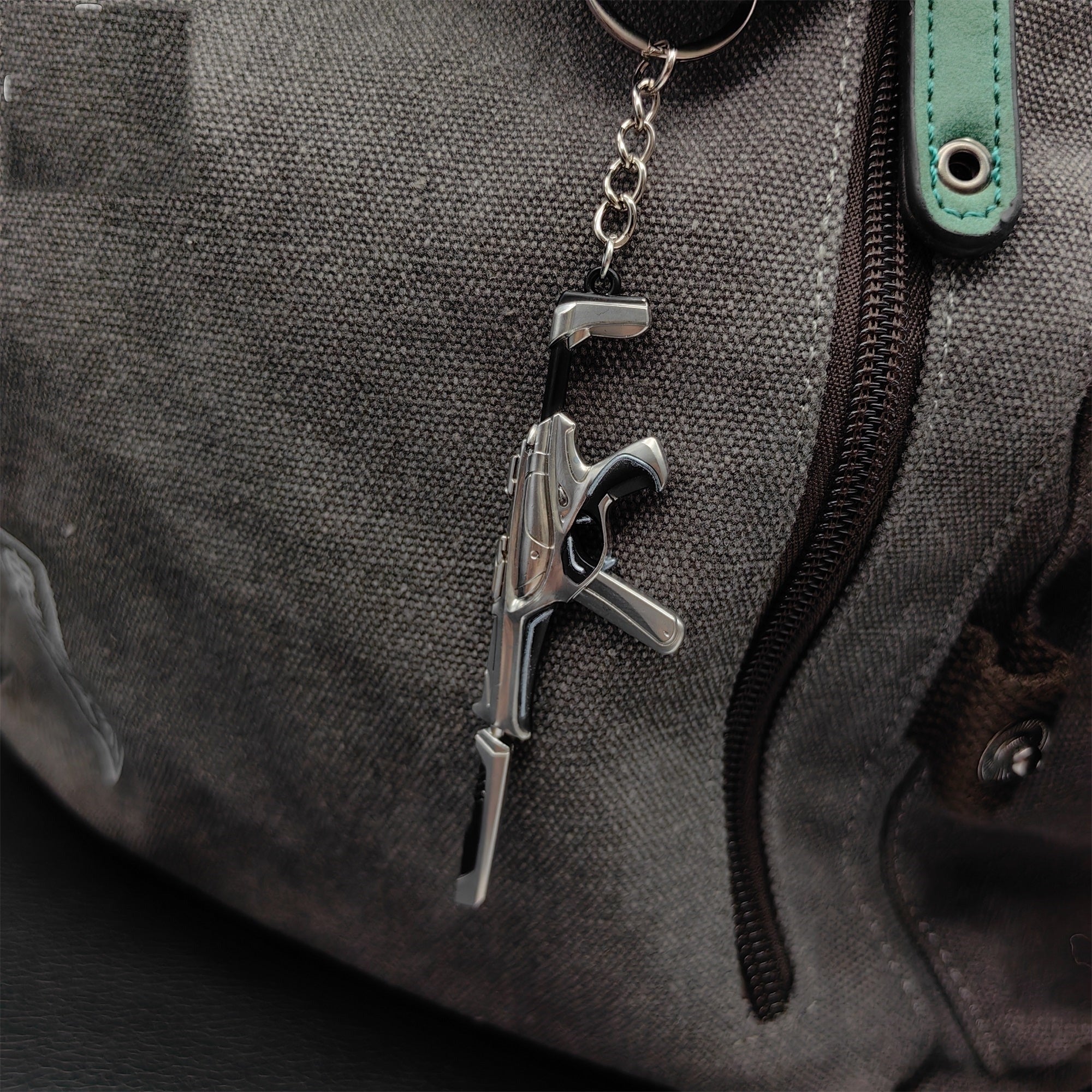 Mini Ion Spectre Gun Metal Keychain