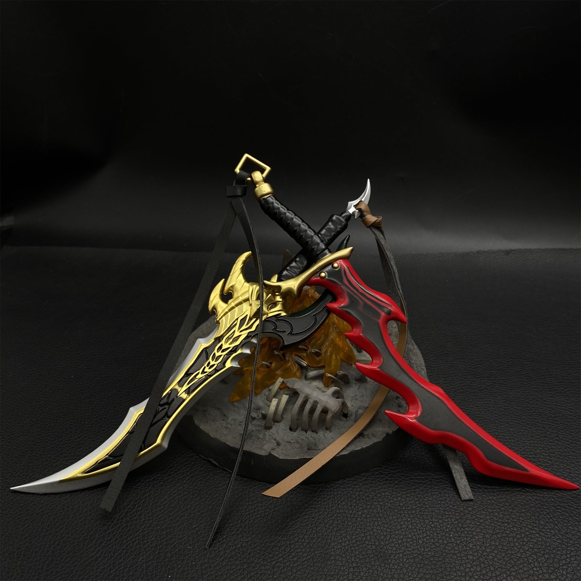 Mini Mini Kasaka's Venom Fang And Knight Killer Dagger Metal Replica