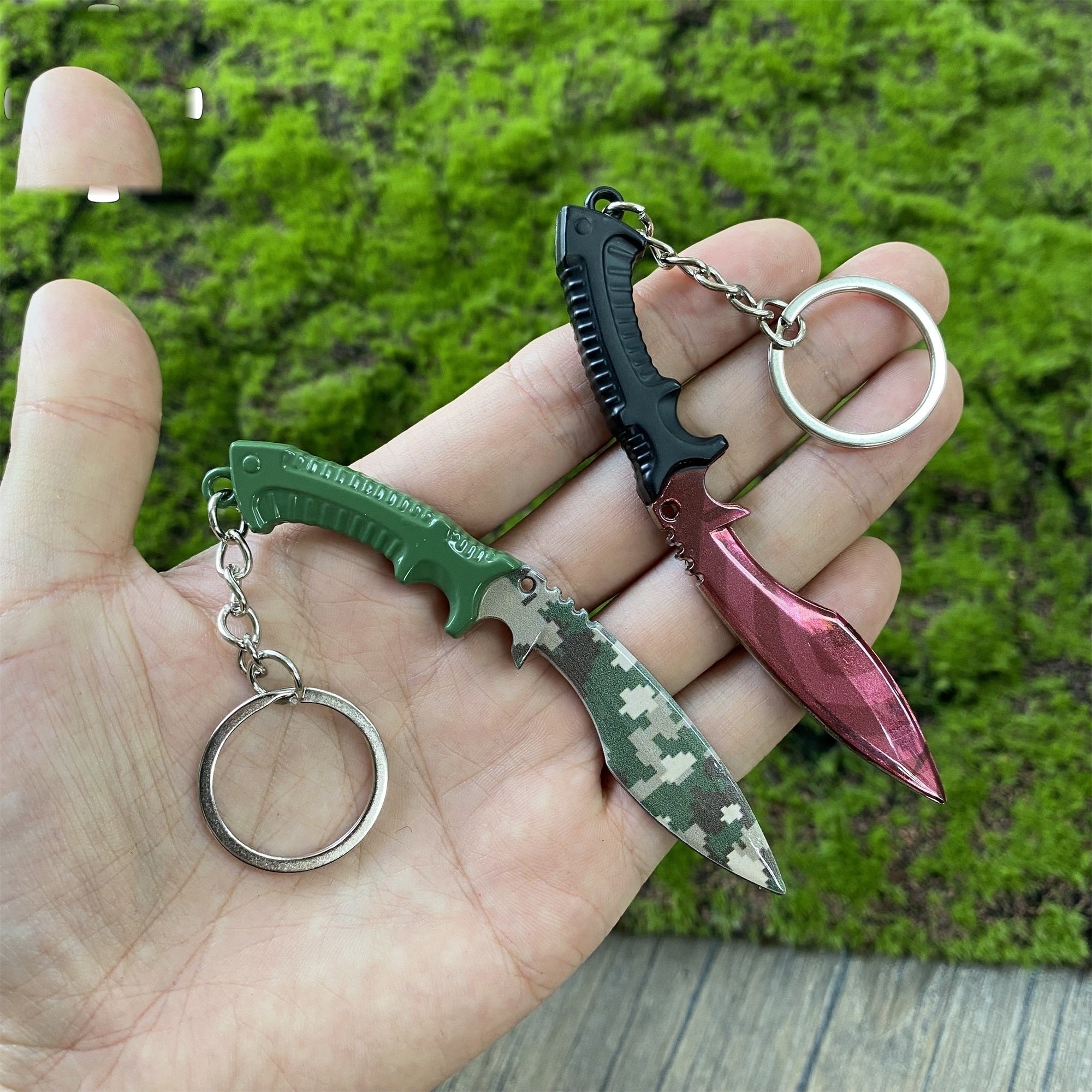 Tiny Kukri Knife Slaughter And Forest DDPAT Skin Keychain