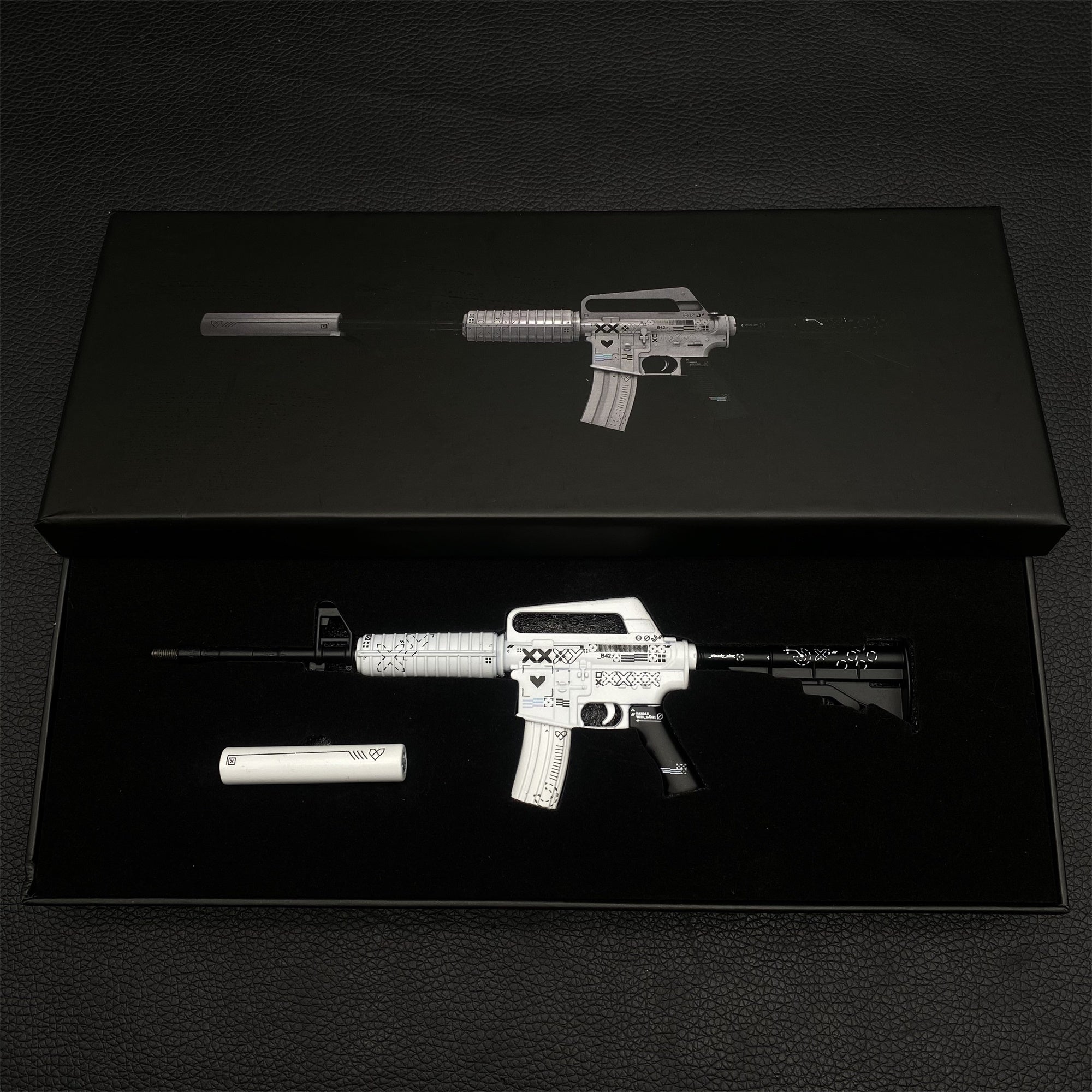Top Rank Printstream Hyper Beast M4A1-S Gun Miniature For Collection