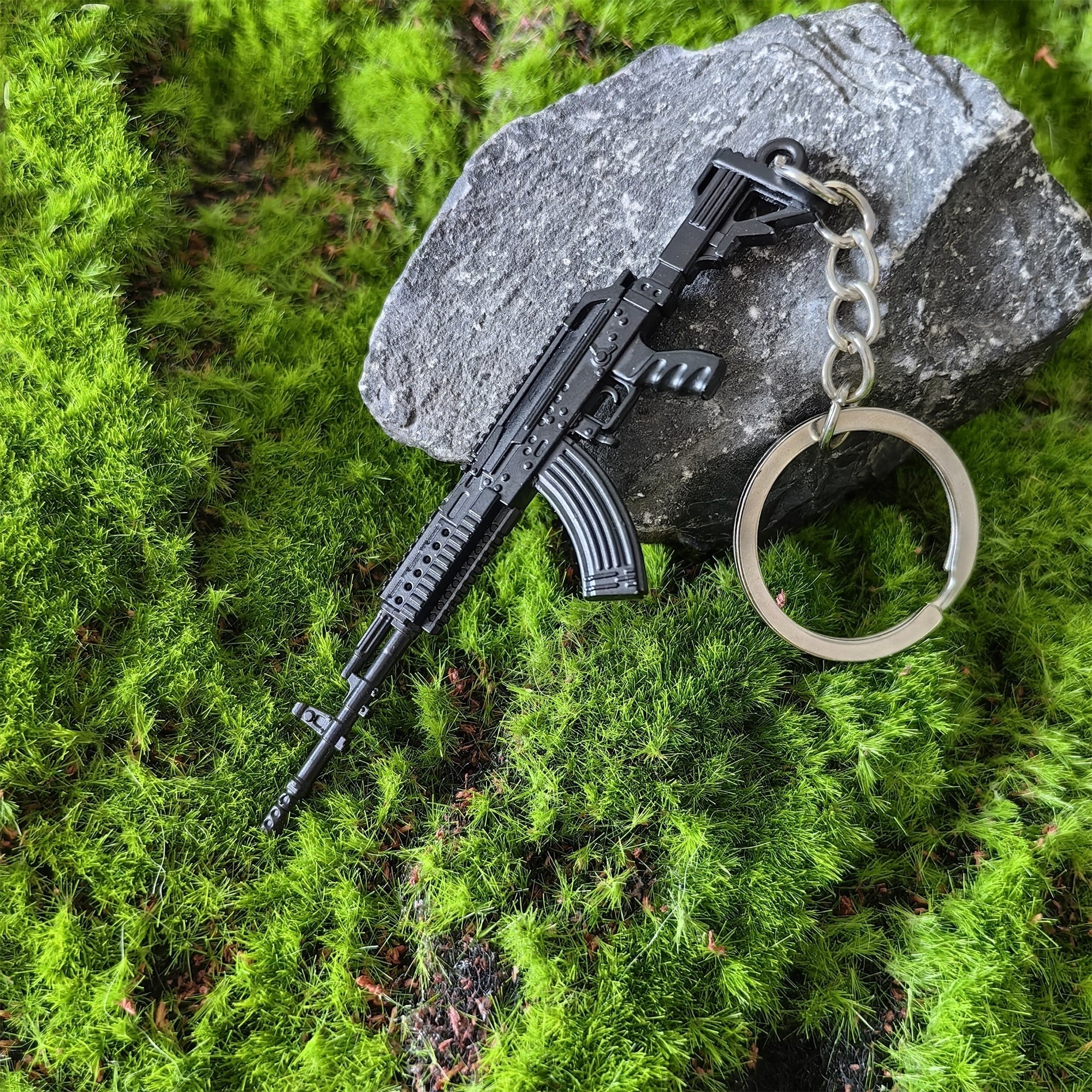 Metal M762 Mini Gun Model Keychain Pendant