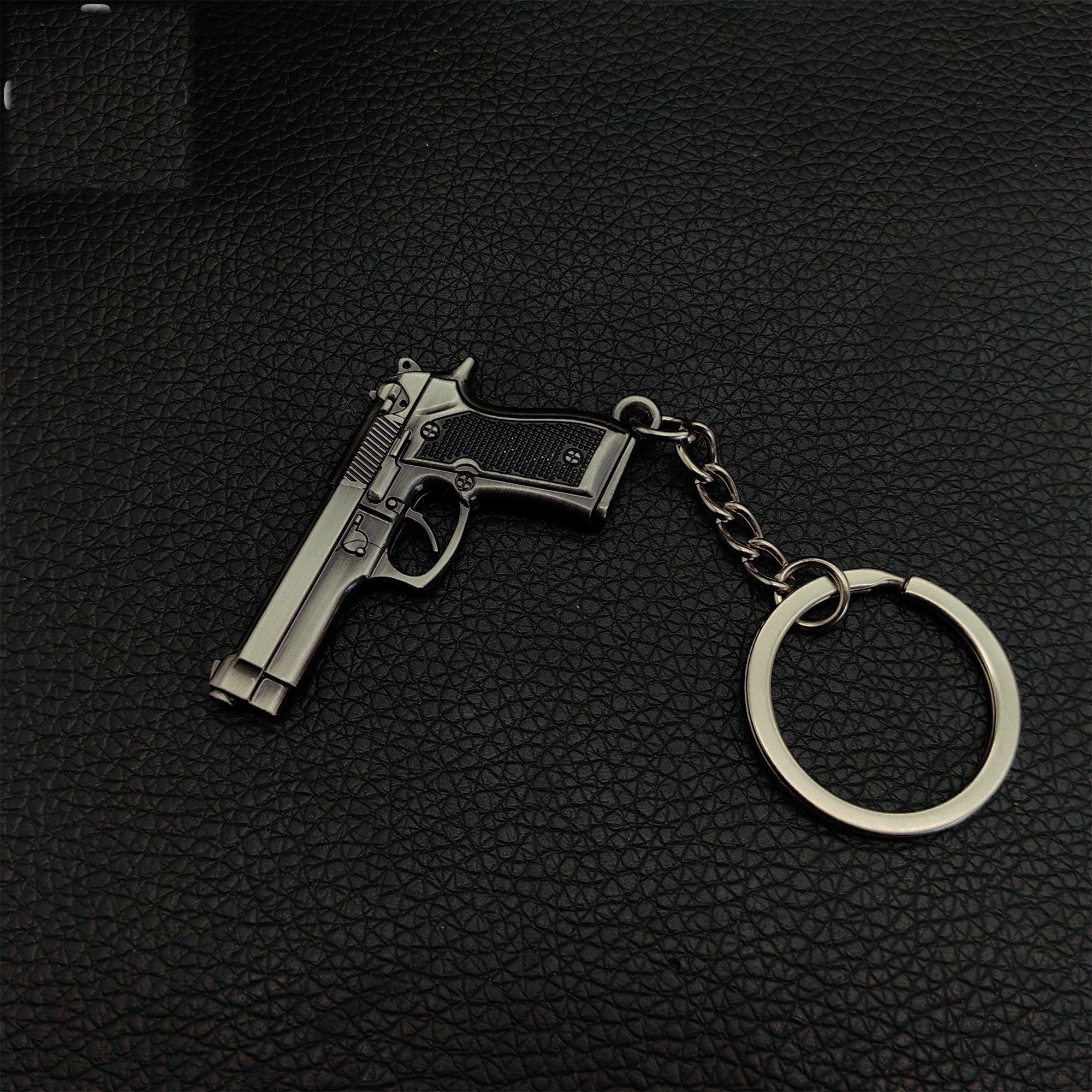 Mini M92F Pistol P92 Metal Keychain