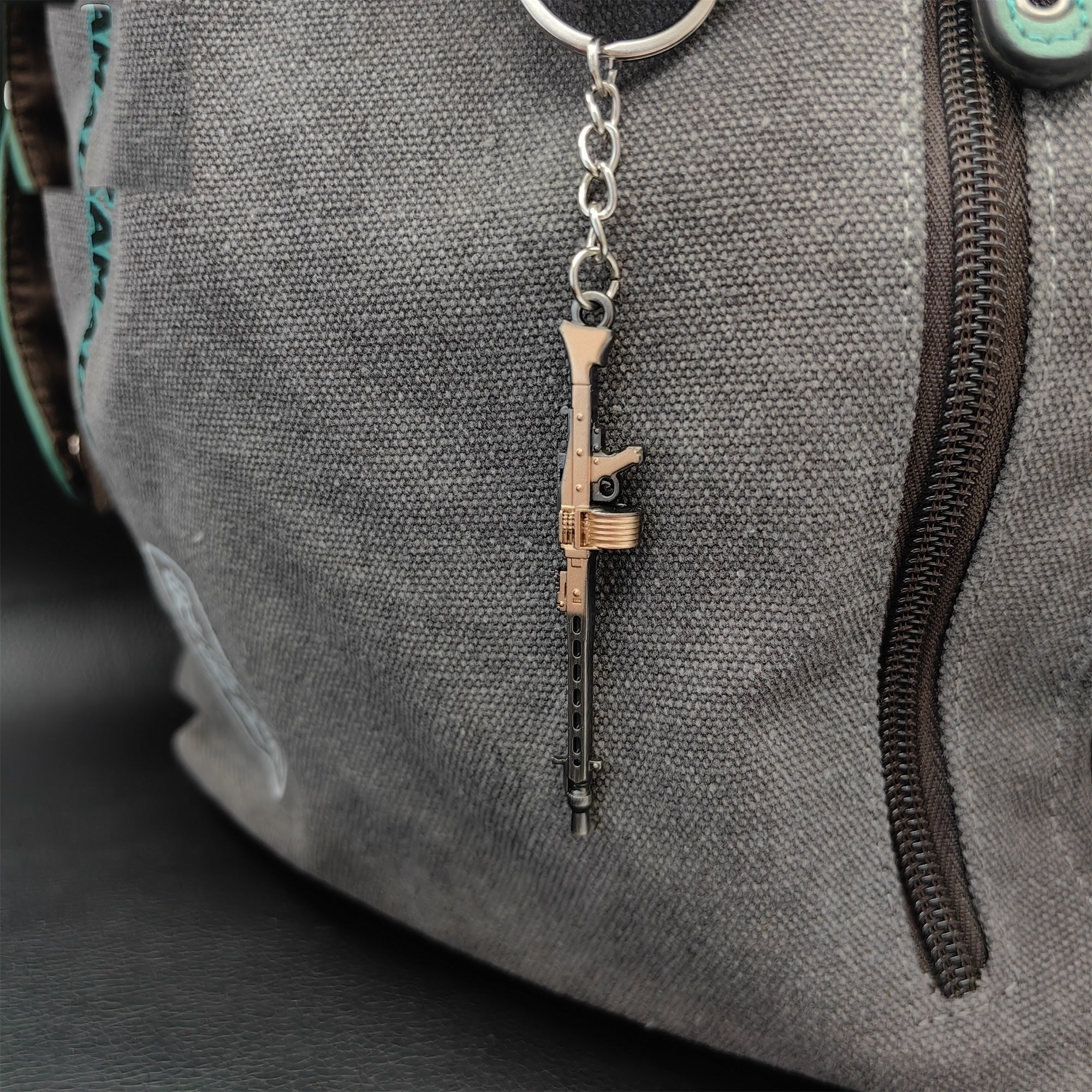 Mini MG3 Machine Gun Model Metal Keychain