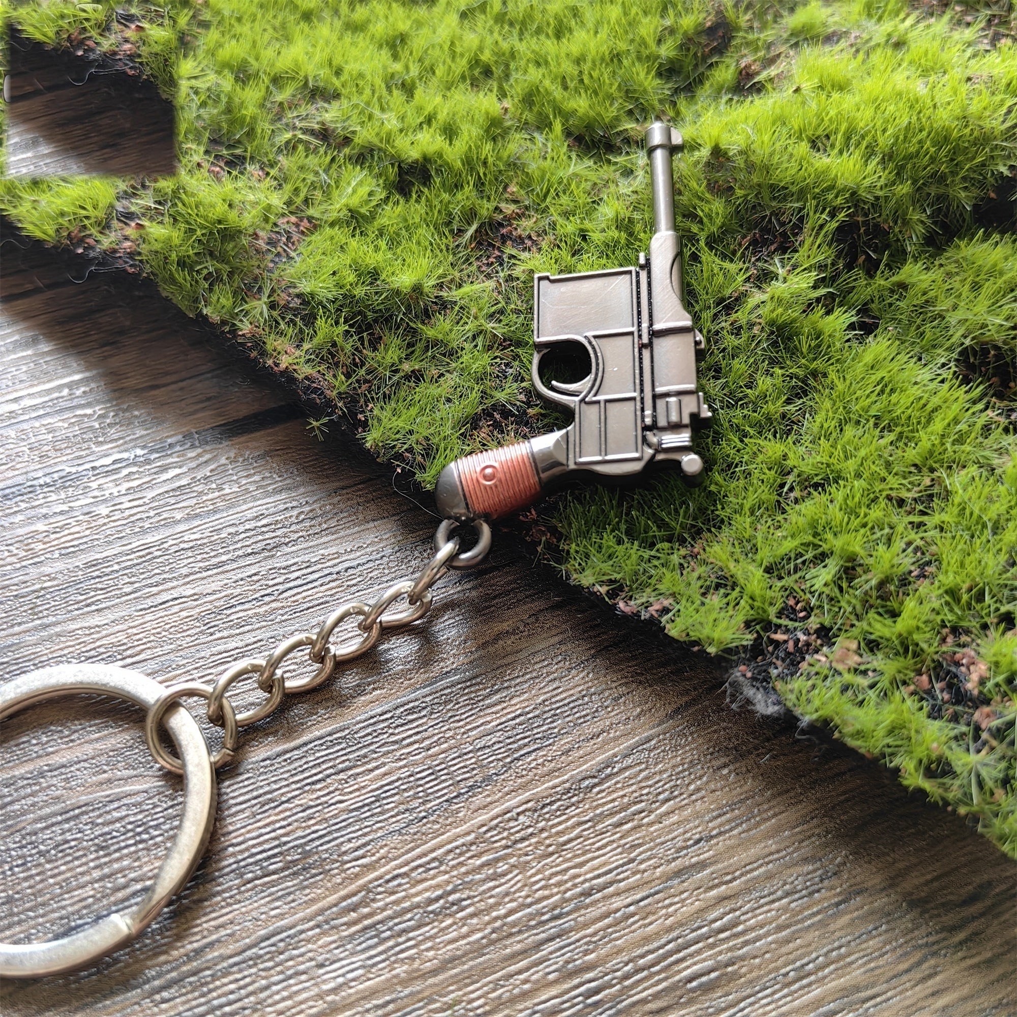 Metal Tiny Mauser C96 Pistol Model Keychain