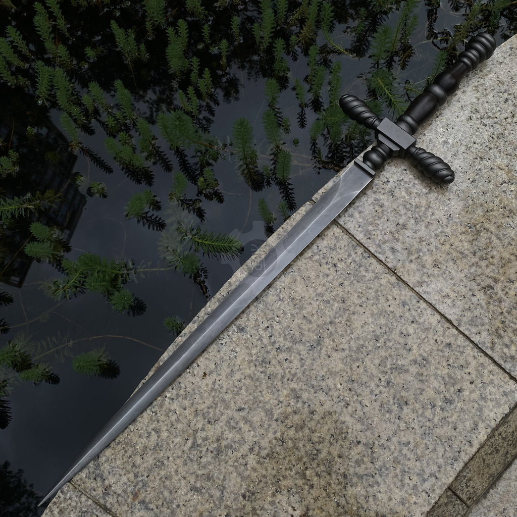 Real-Life Misericorde Sword Replica