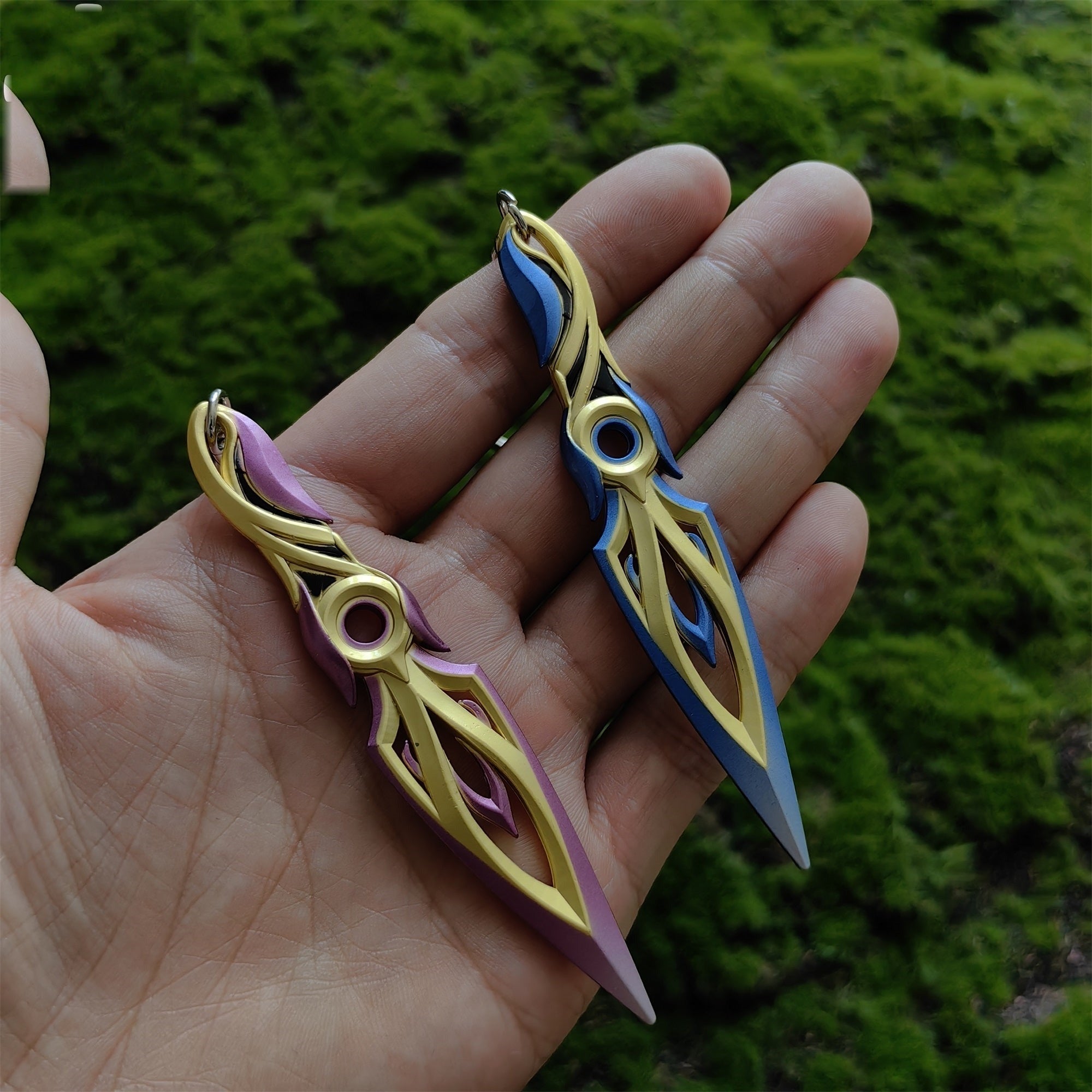 Metal Mystbloom Kunai Tiny Keychain Pendant