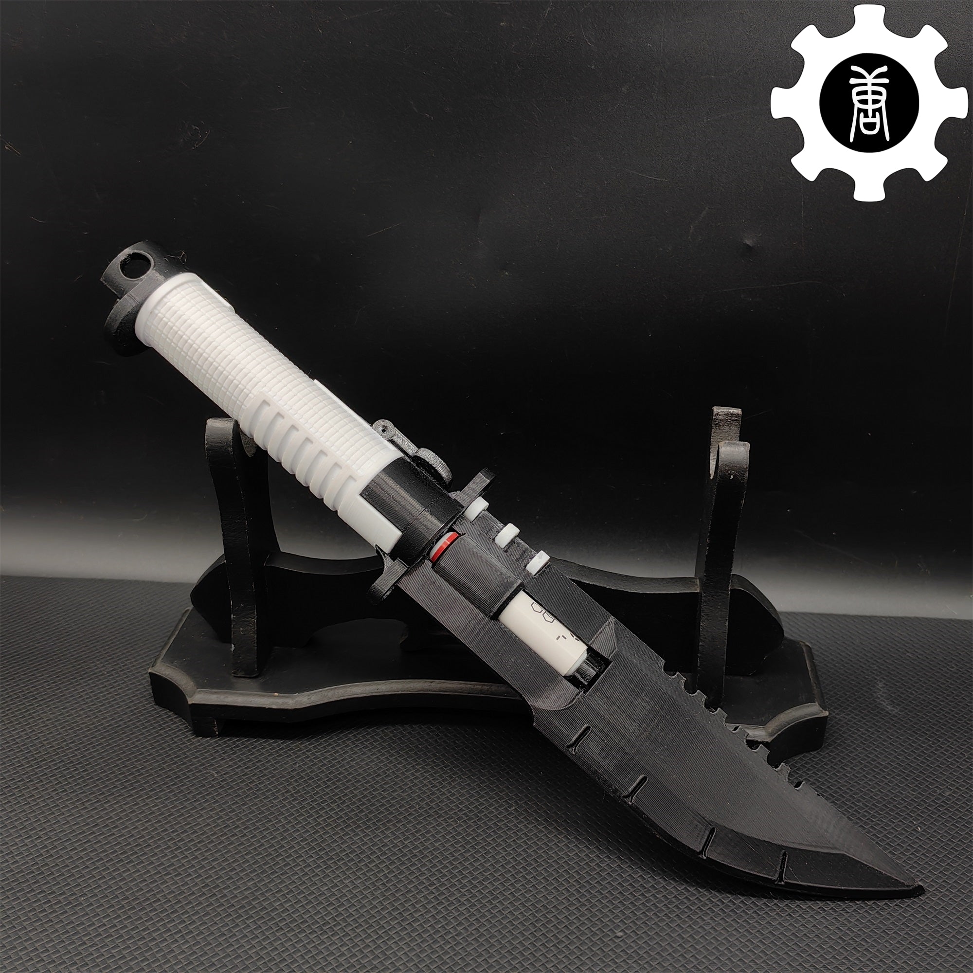 3D Printed Neurotoxin Combat Knife Cosplay Prop