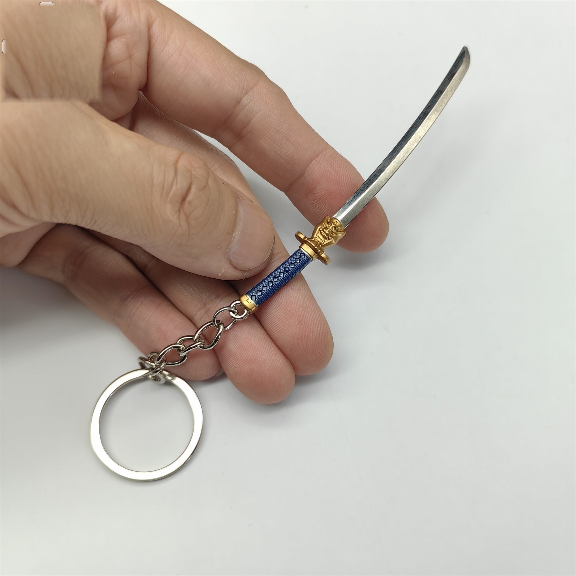 Val Onimaru Kunitsuna Katana Keychain Metal Pendant