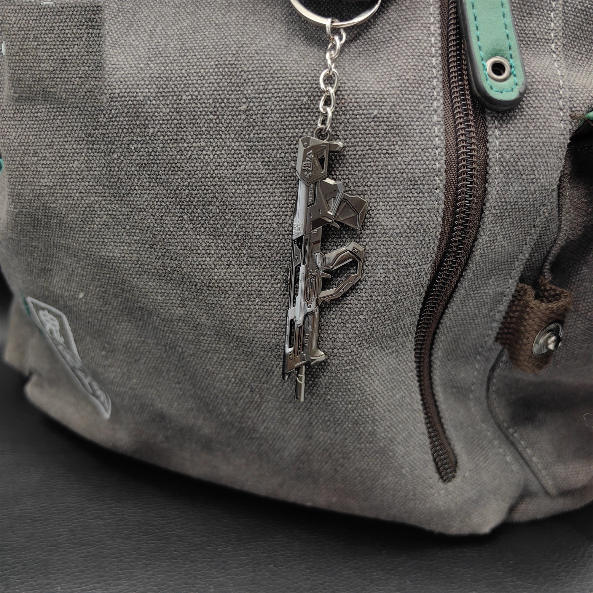 Val Protocol 781-A Bulldog Gun Metal Keychain