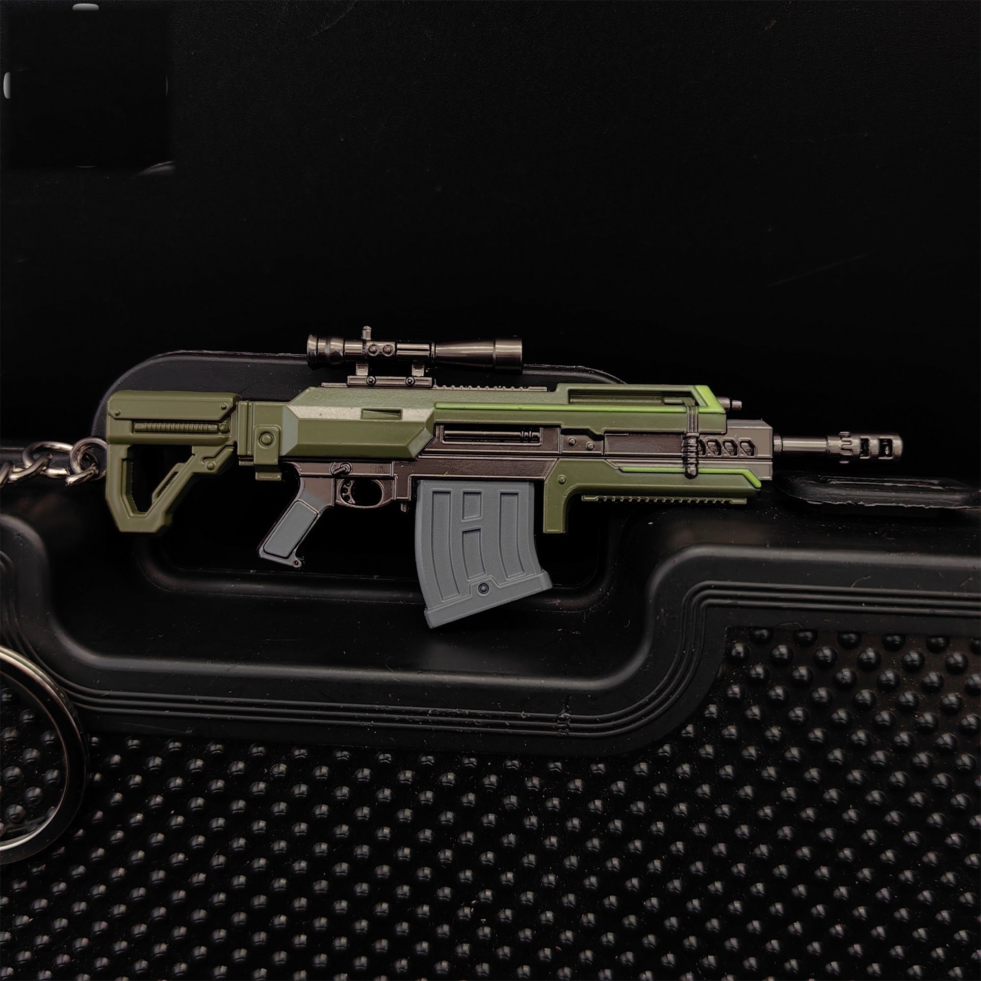 Tiny R-36 Eruptor Rifle Gun Model Metal Keychain