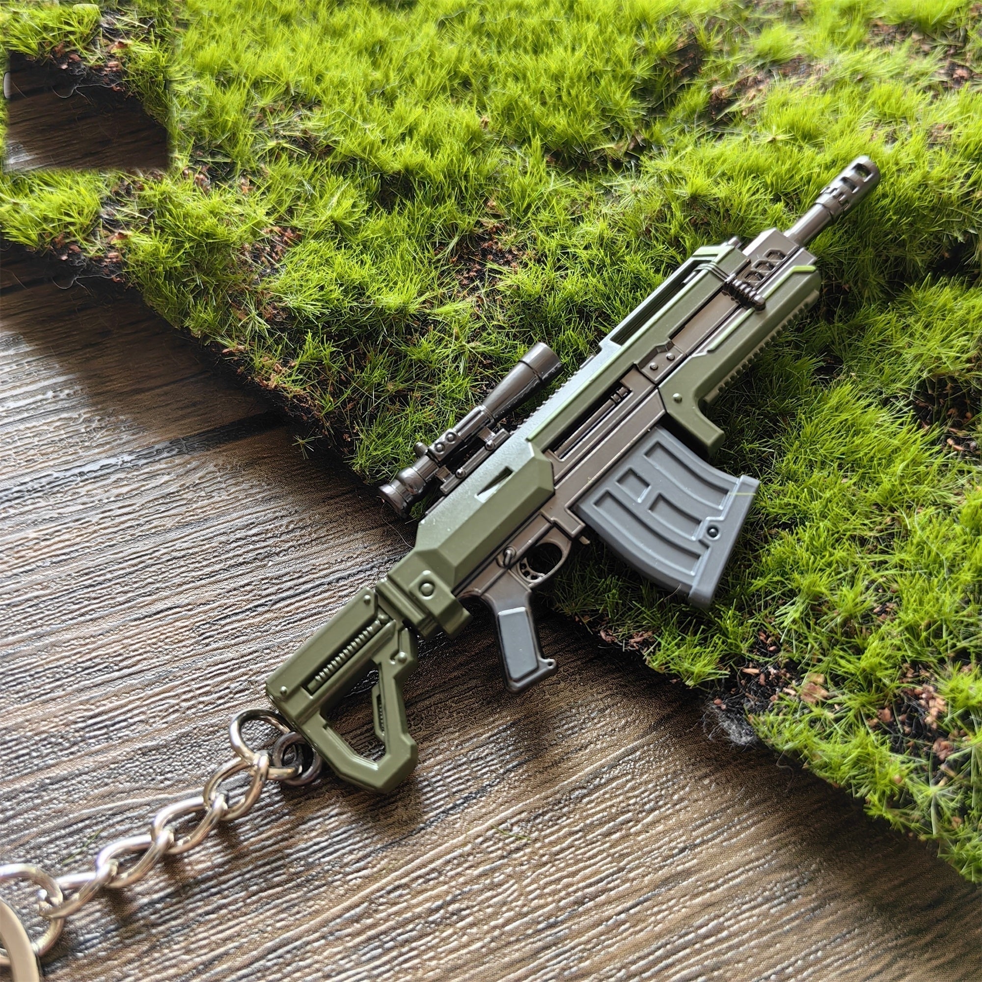 Tiny R-36 Eruptor Rifle Gun Model Metal Keychain