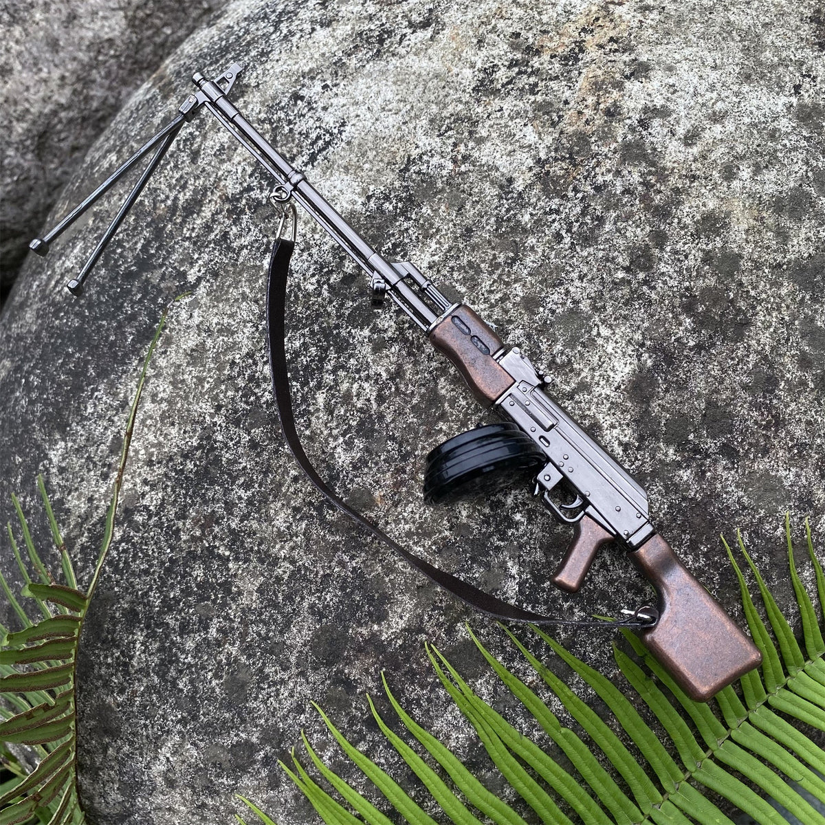 Mini Répliques Métal AK-47, RPK & Type 81