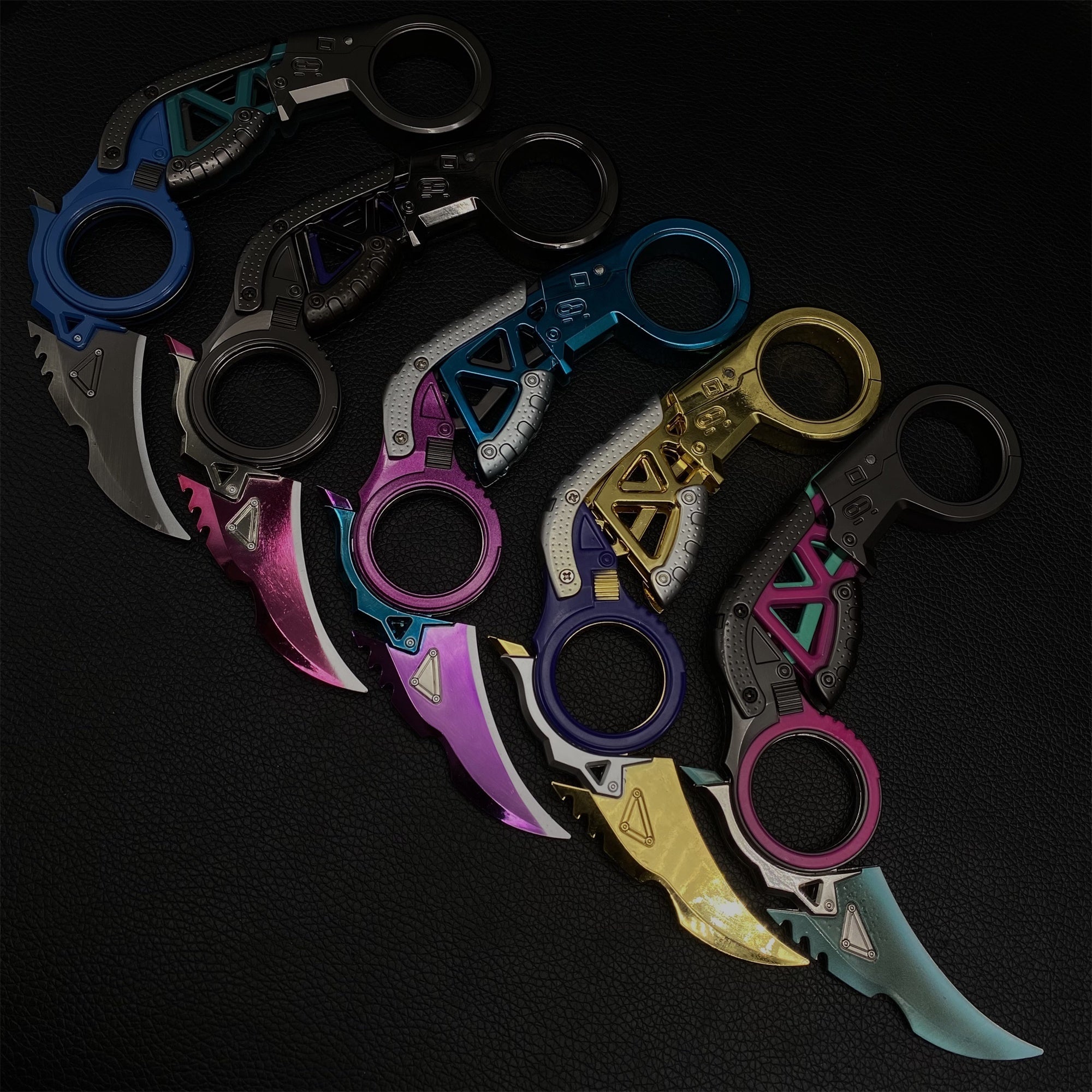 Foldable Raptor's Claw Metal Blunt Replica- Old Version