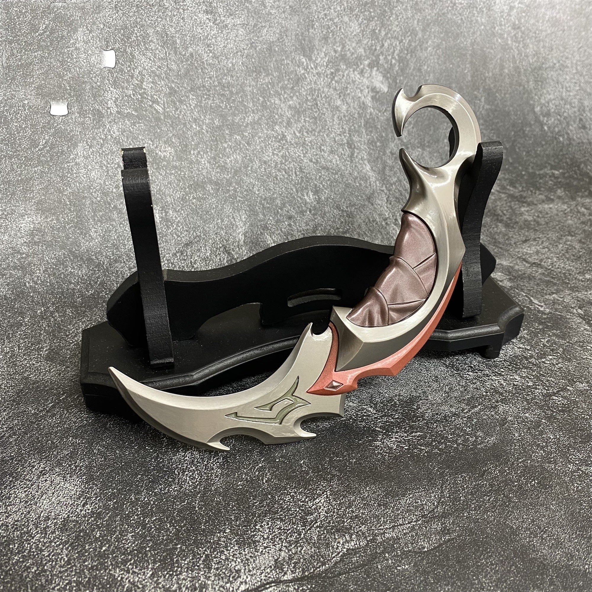 Red Reaver Karambit Metal Blunt Blade Trainer Cosplay Prop Collectibles