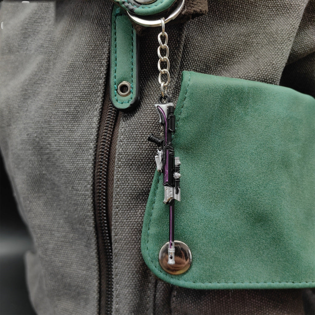 Metal Reaver Operator Gun Tiny KeyChain Pendant