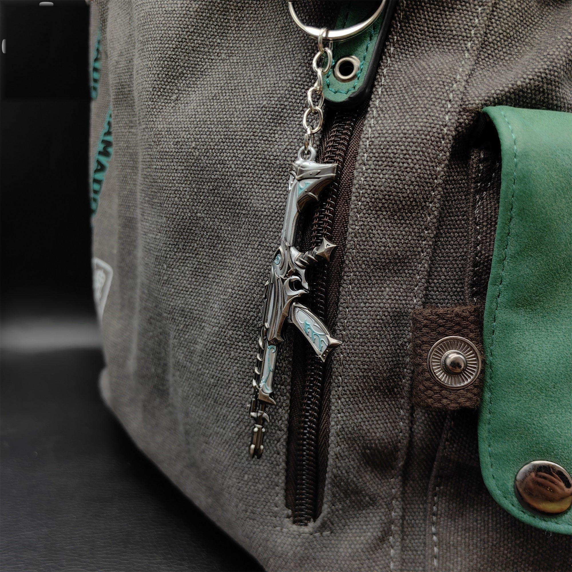Metal Reaver Vandal Gun Tiny Keychain Pendant