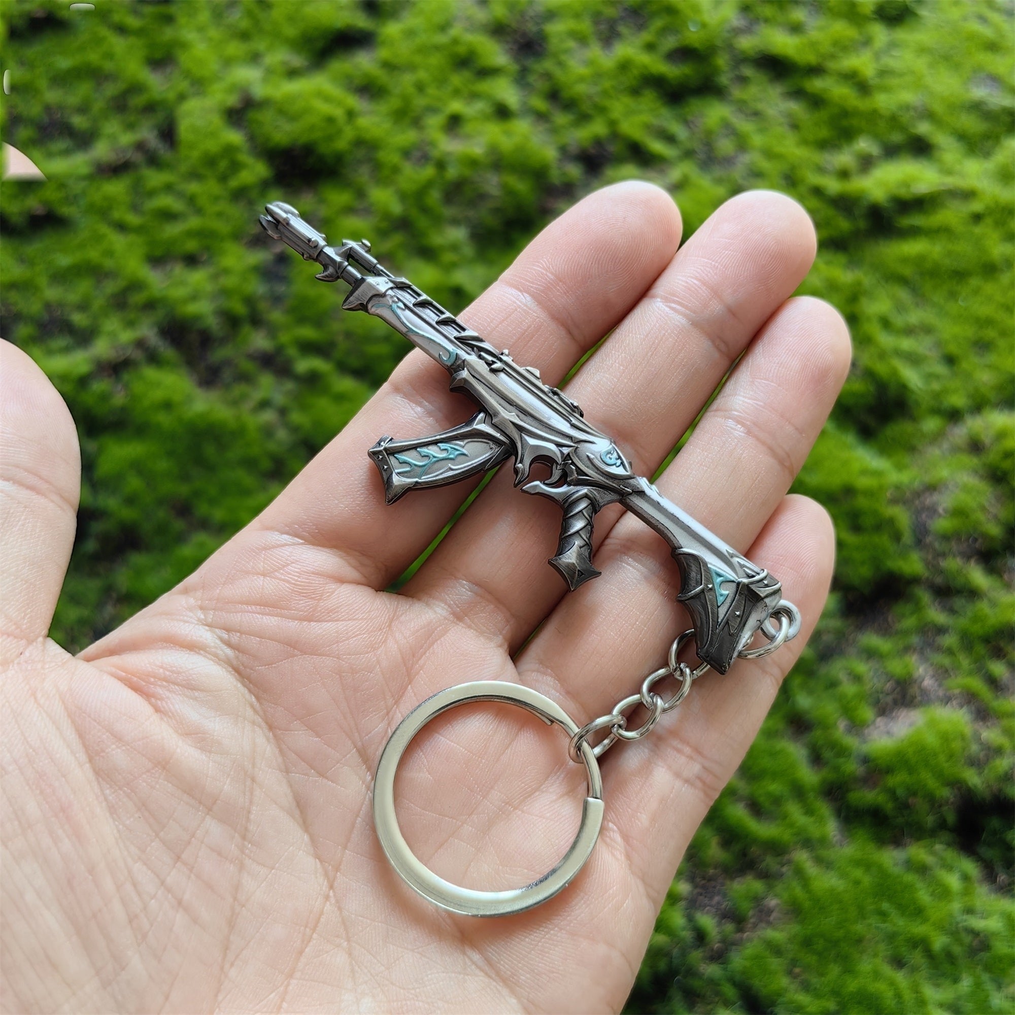 Metal Reaver Vandal Gun Tiny Keychain Pendant