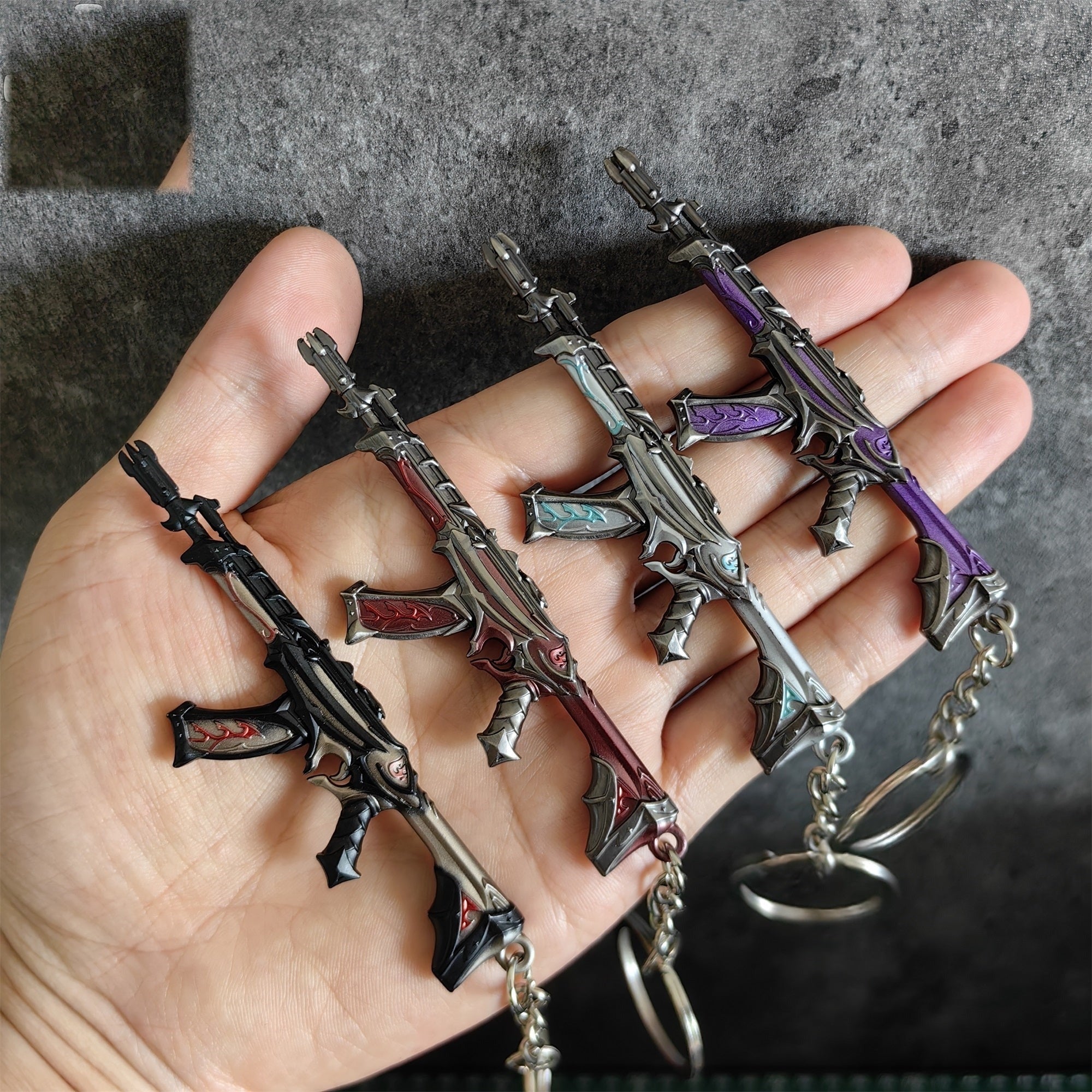 Metal Reaver Vandal Gun Tiny Keychain Pendant