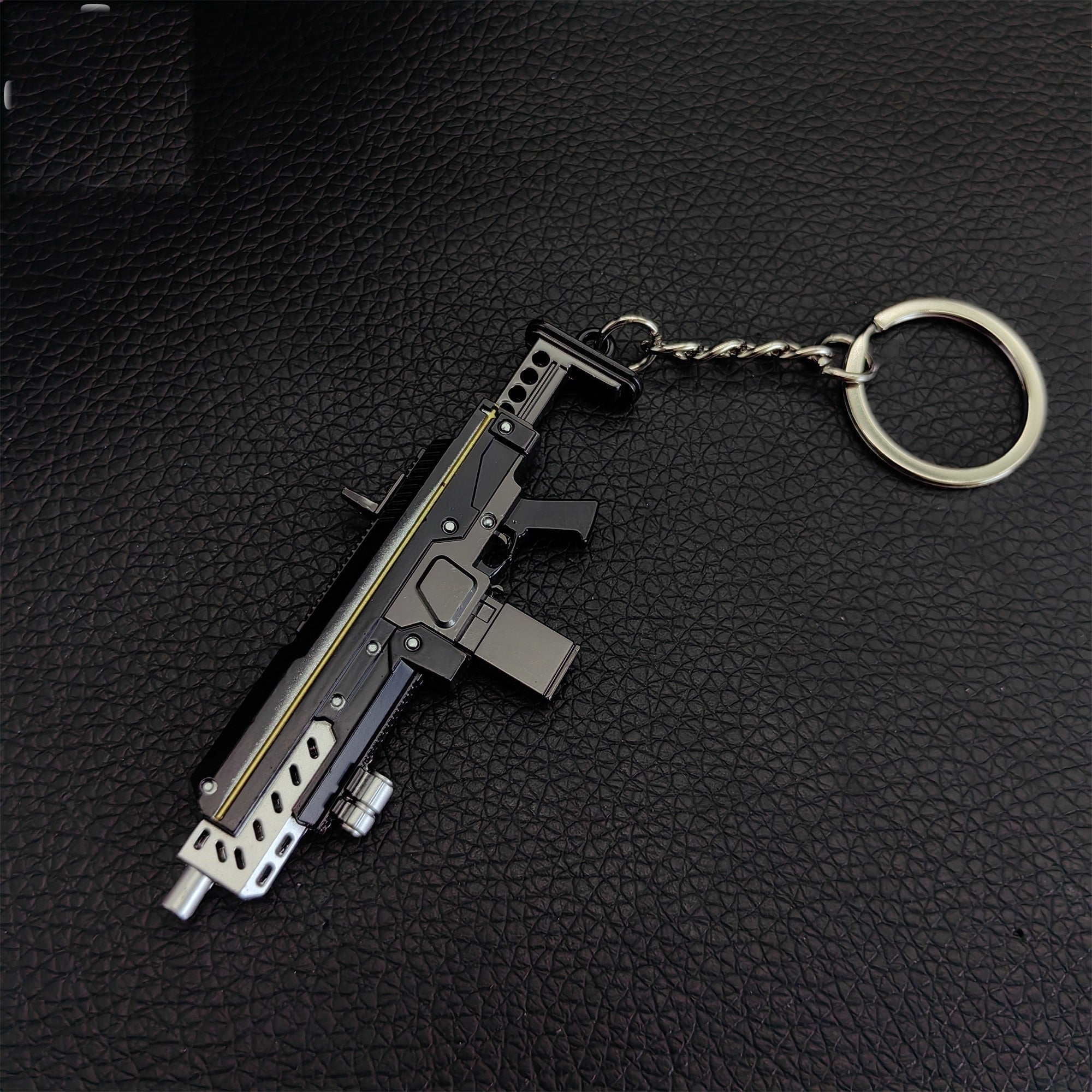 Tiny SG-225 Breaker Gun Model Metal Keychain