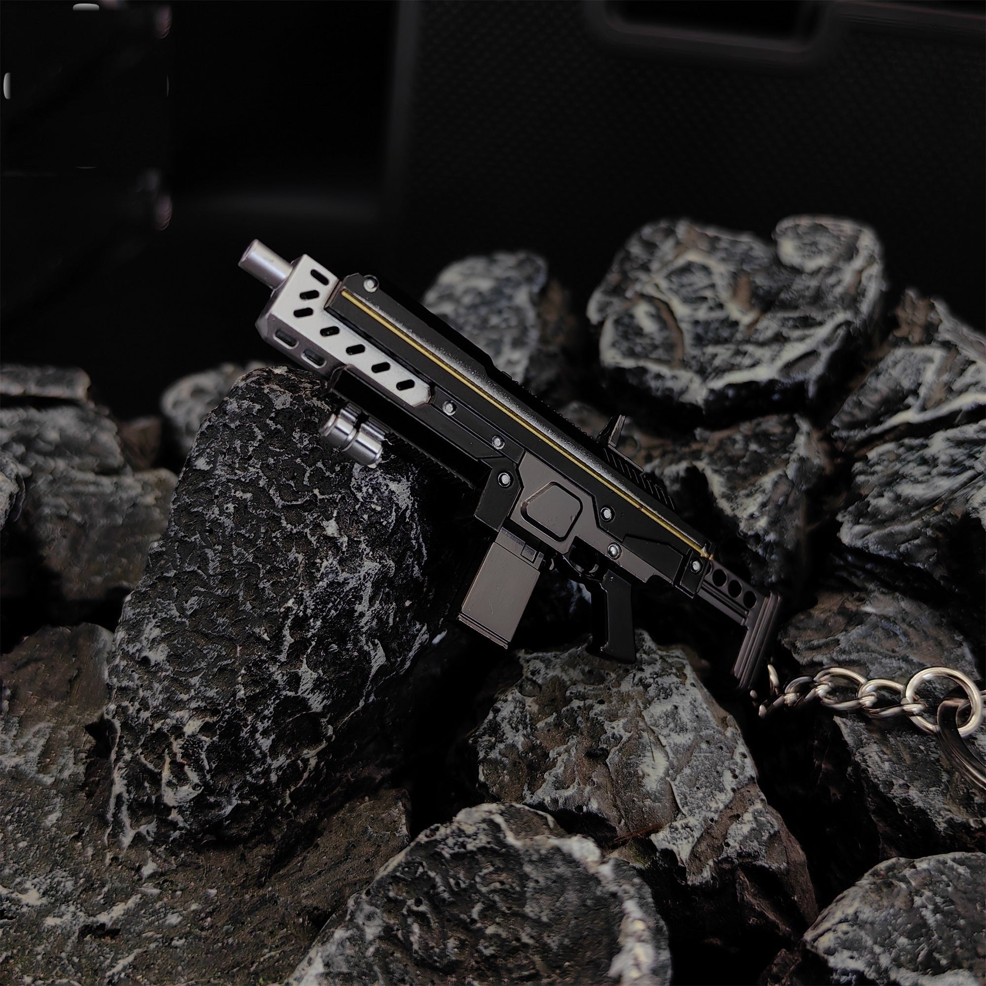 Tiny SG-225 Breaker Gun Model Metal Keychain
