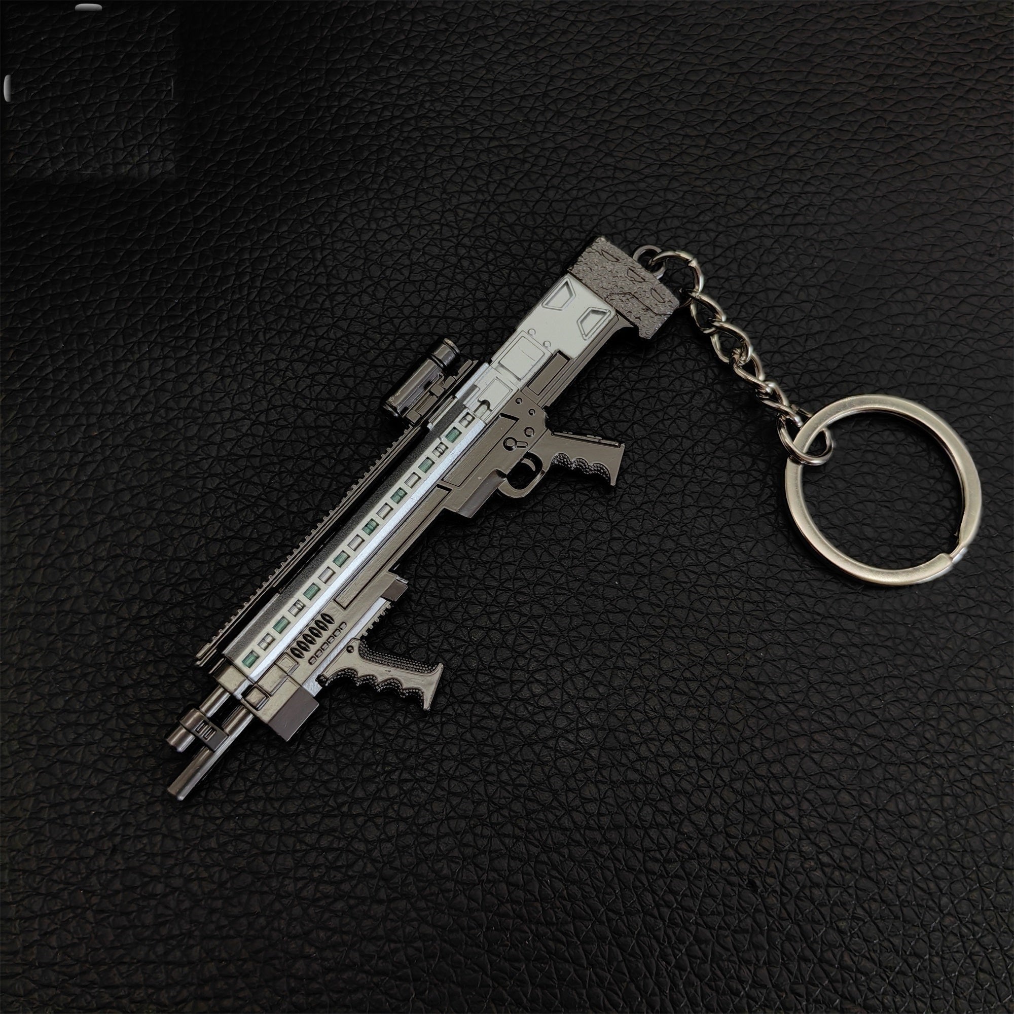 Game Gun SG-8S Shotgun Model Metal Keychain