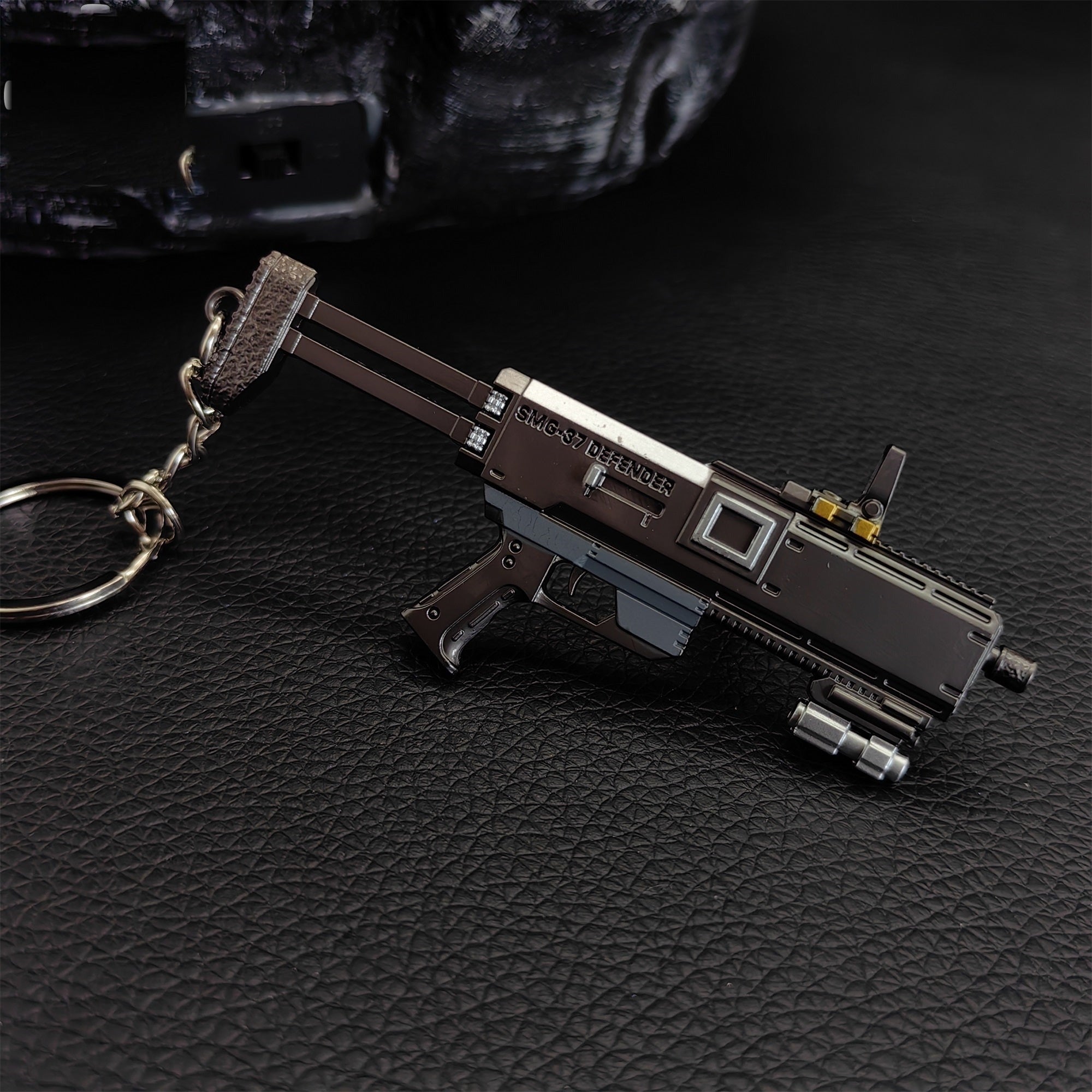Tiny SMG-37 Defender Submachine Gun Model Metal Keychain