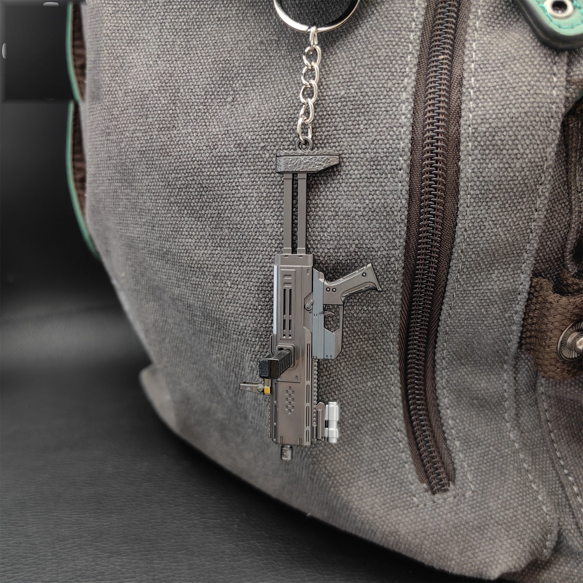 Tiny SMG-37 Defender Submachine Gun Model Metal Keychain