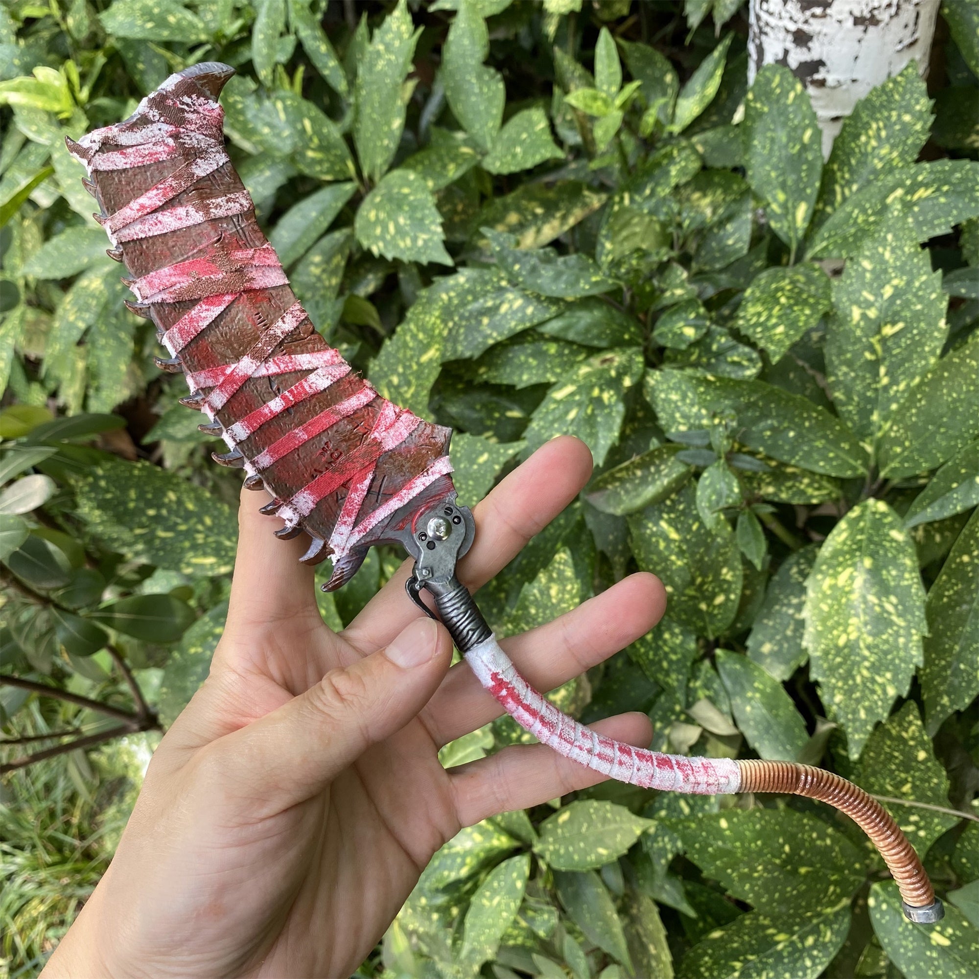 Mini Réplique Métal Saw Cleaver 1/6 (Bloodborne)